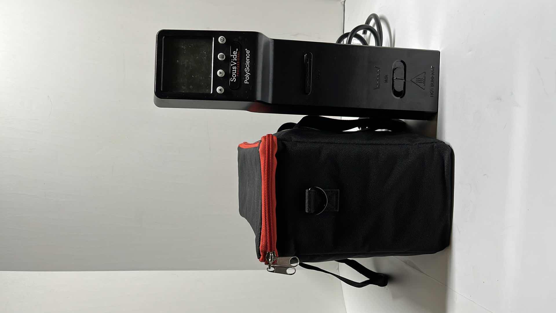 Photo 1 of POLYSCIENCE SOUS VIDE PROFESSIONAL CHEF SERIES IMMERSION CIRCULATOR MODEL SVC-AC1B W TRAVEL BAG