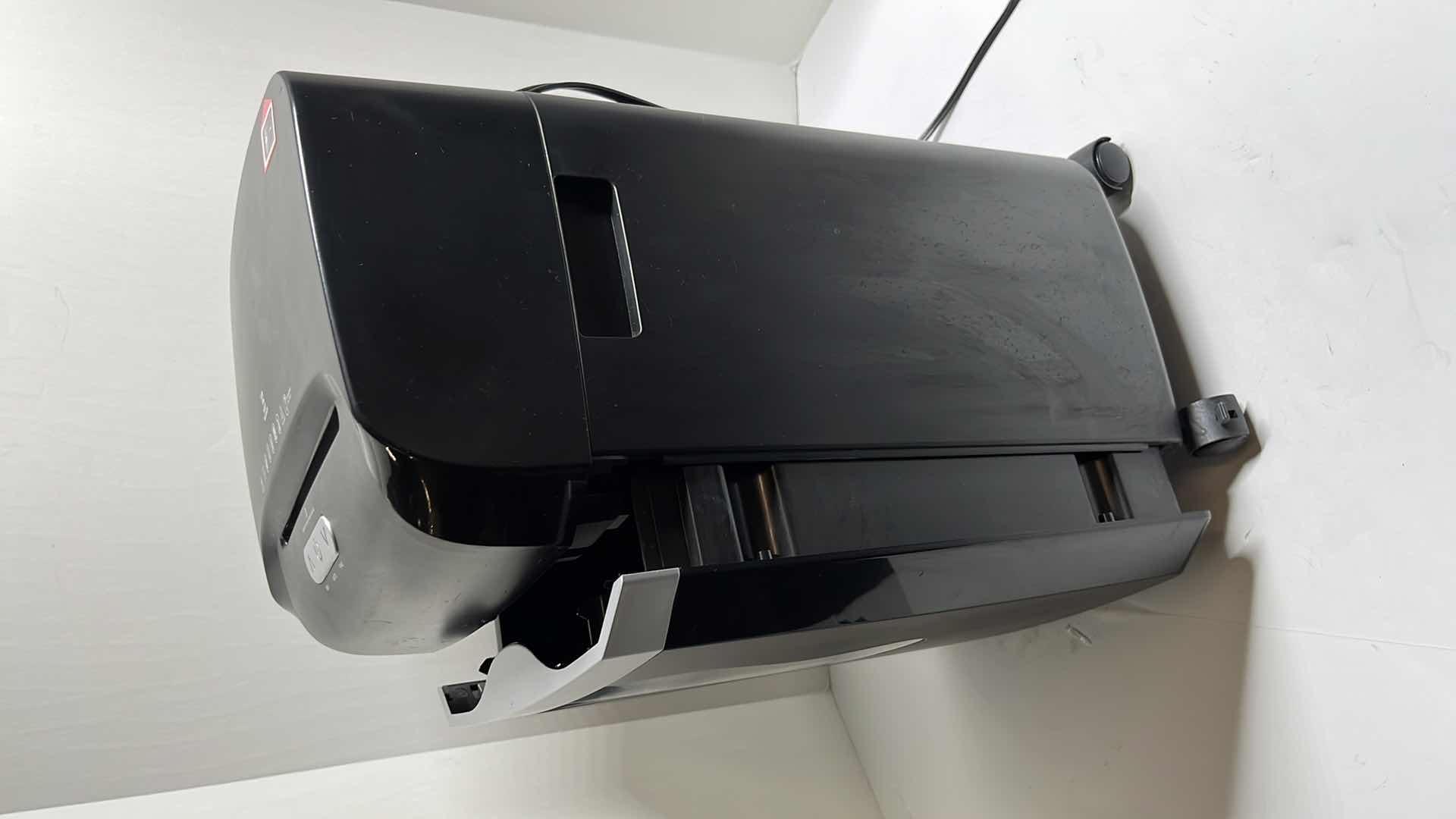 Photo 1 of ATIVA 12-SHEET CROSS-CUT PAPER & CREDIT CARD SHREDDER MODEL NO A12CC19