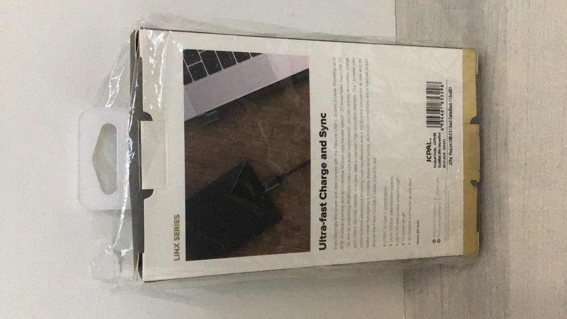 Photo 1 of NEW FLEXLINK USB-C 3.1 GEN 2 CHARGING/DATA TRANSFER 4FT CABLE