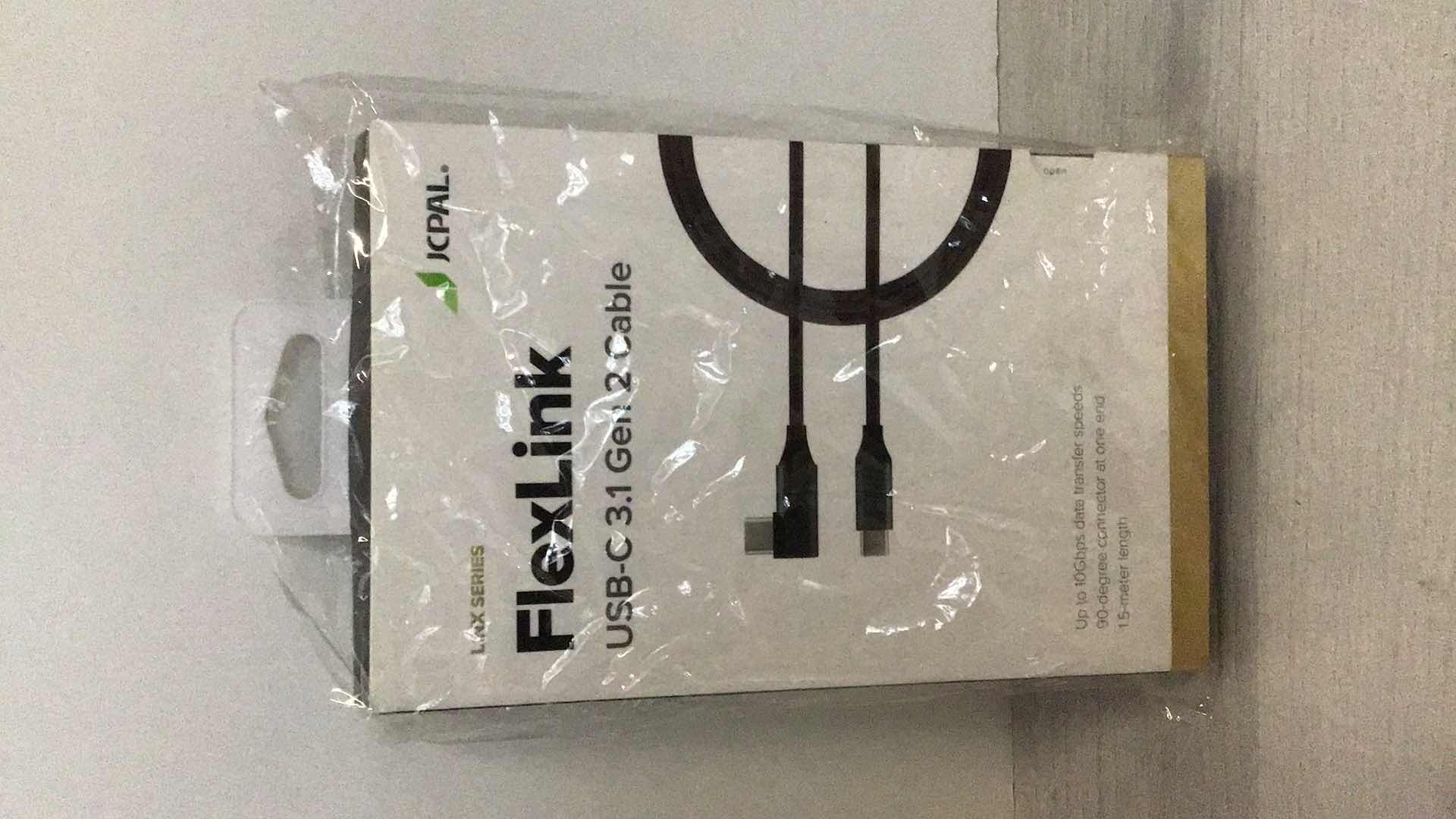 Photo 1 of NEW FLEXLINK USB-C 3.1 GEN 2 CHARGING/DATA TRANSFER 4FT CABLE