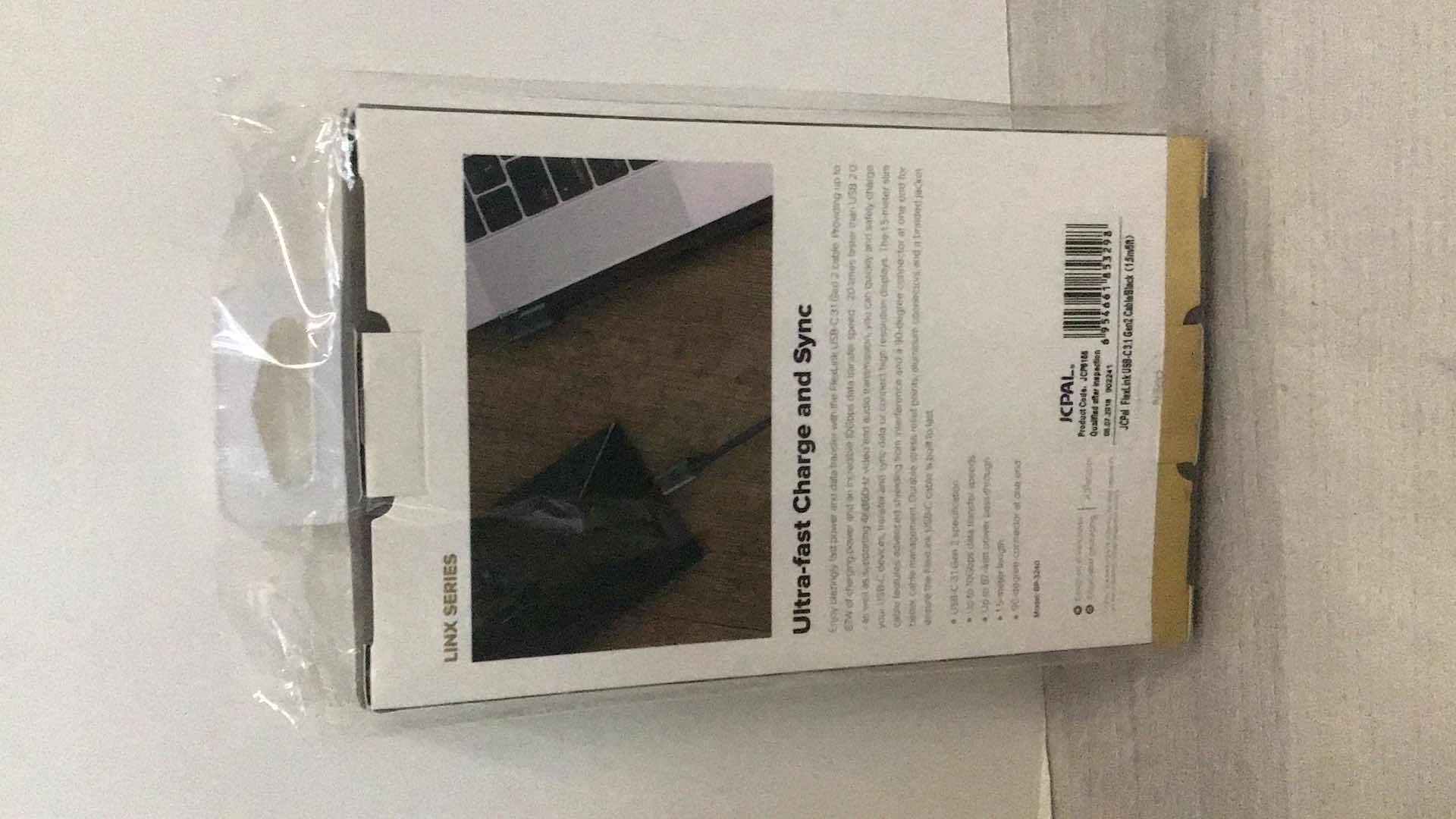 Photo 1 of NEW FLEXLINK USB-C 3.1 GEN 2 CHARGING/DATA TRANSFER 4FT CABLE