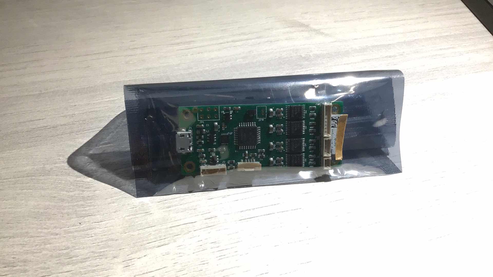 Photo 1 of NEW THEIA TECHNOLOGIES MCR400 LENS MOTOR CONTROL BOARD FOR PR4 & PR6 LENSES