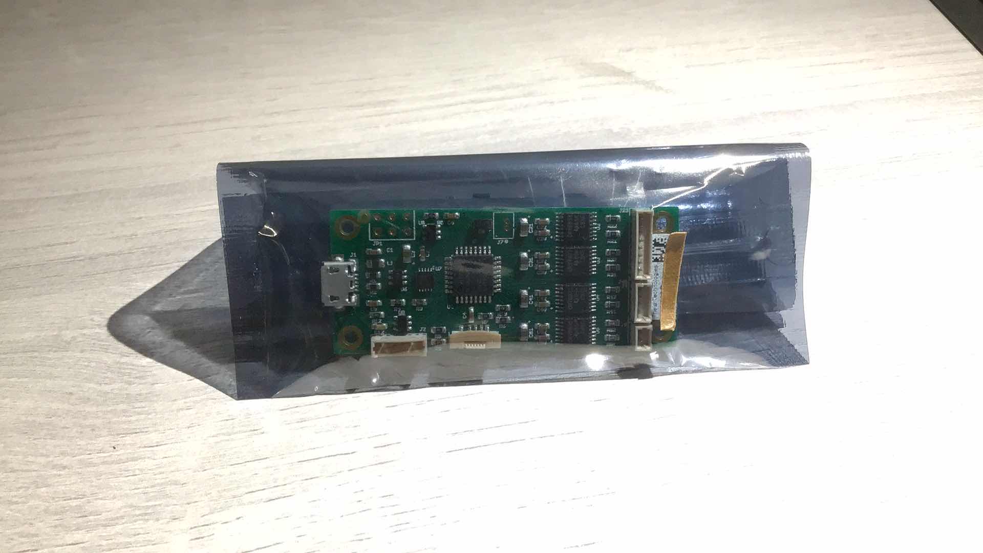 Photo 1 of NEW THEIA TECHNOLOGIES MCR400 LENS MOTOR CONTROL BOARD FOR PR4 & PR6 LENSES