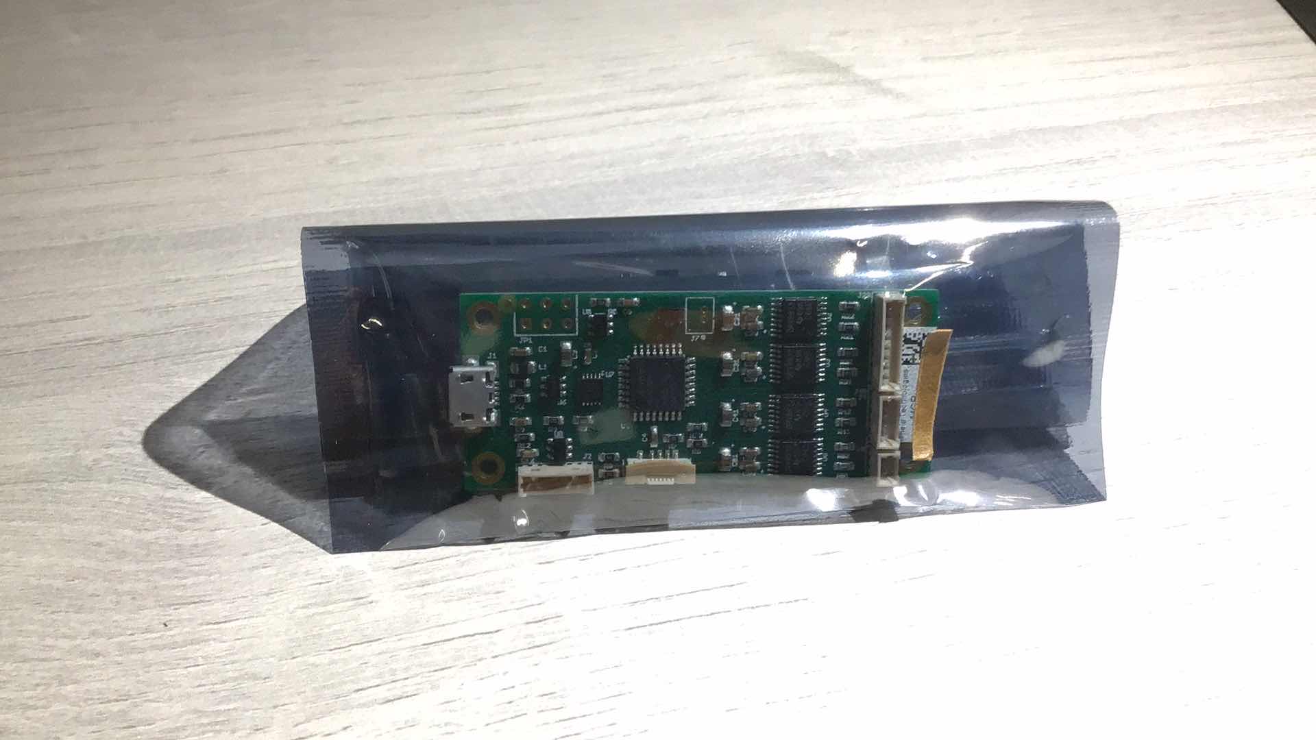 Photo 1 of NEW THEIA TECHNOLOGIES MCR400 LENS MOTOR CONTROL BOARD FOR PR4 & PR6 LENSES