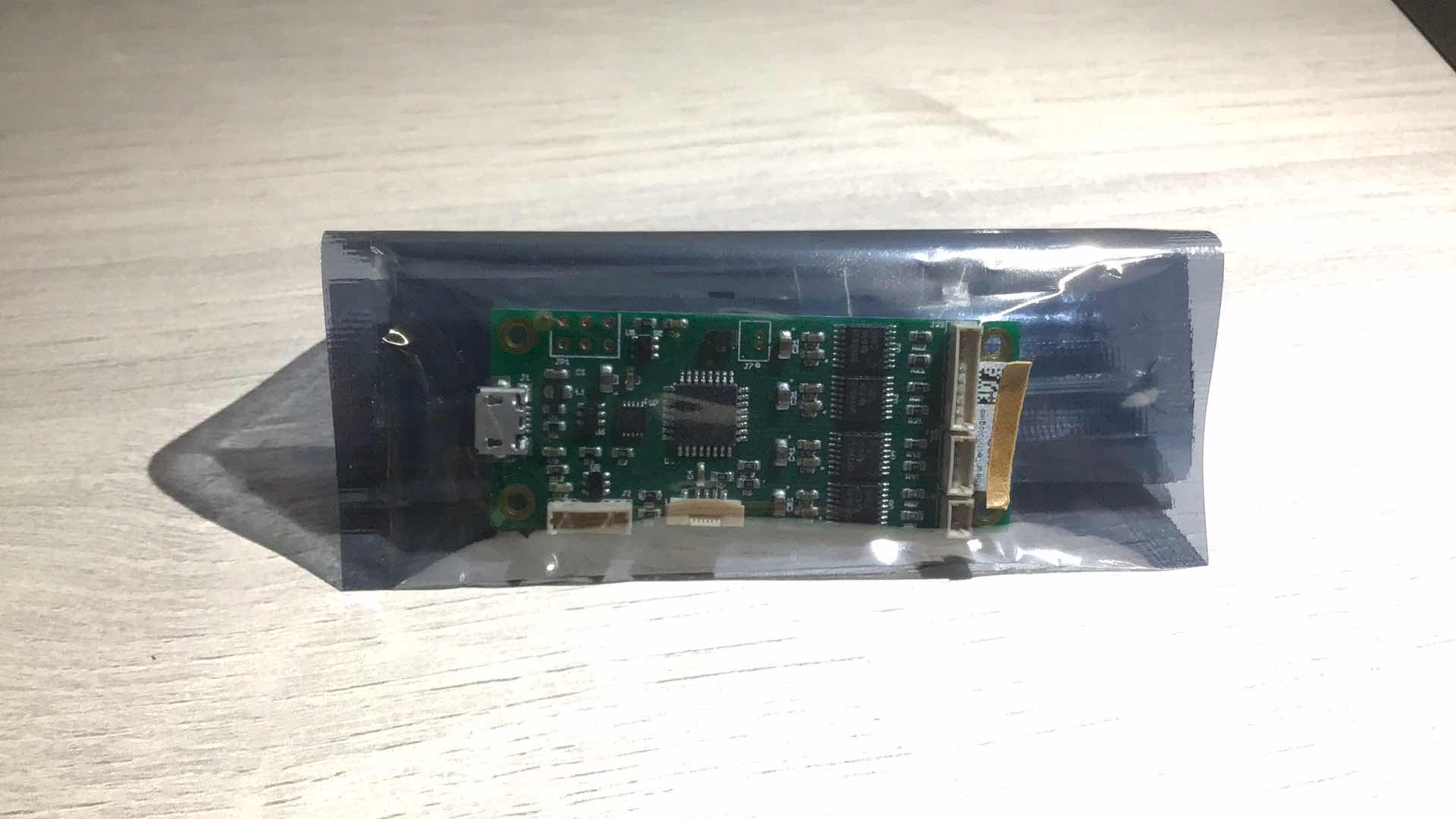 Photo 1 of NEW THEIA TECHNOLOGIES MCR400 LENS MOTOR CONTROL BOARD FOR PR4 & PR6 LENSES