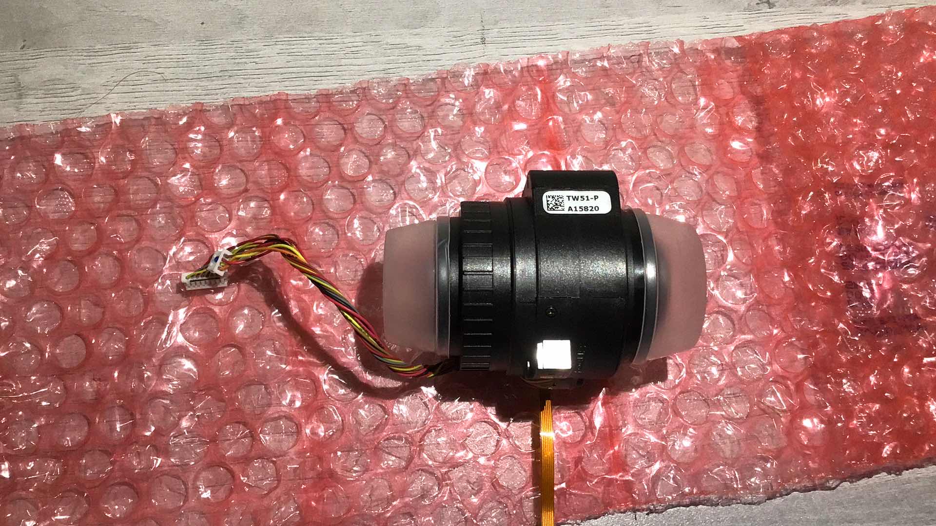 Photo 1 of NEW THEIA TECHNOLOGIES CS-MOUNT 4-10MM F/1.4 4K MOTORIZED VARIFOCAL LENS TL410P