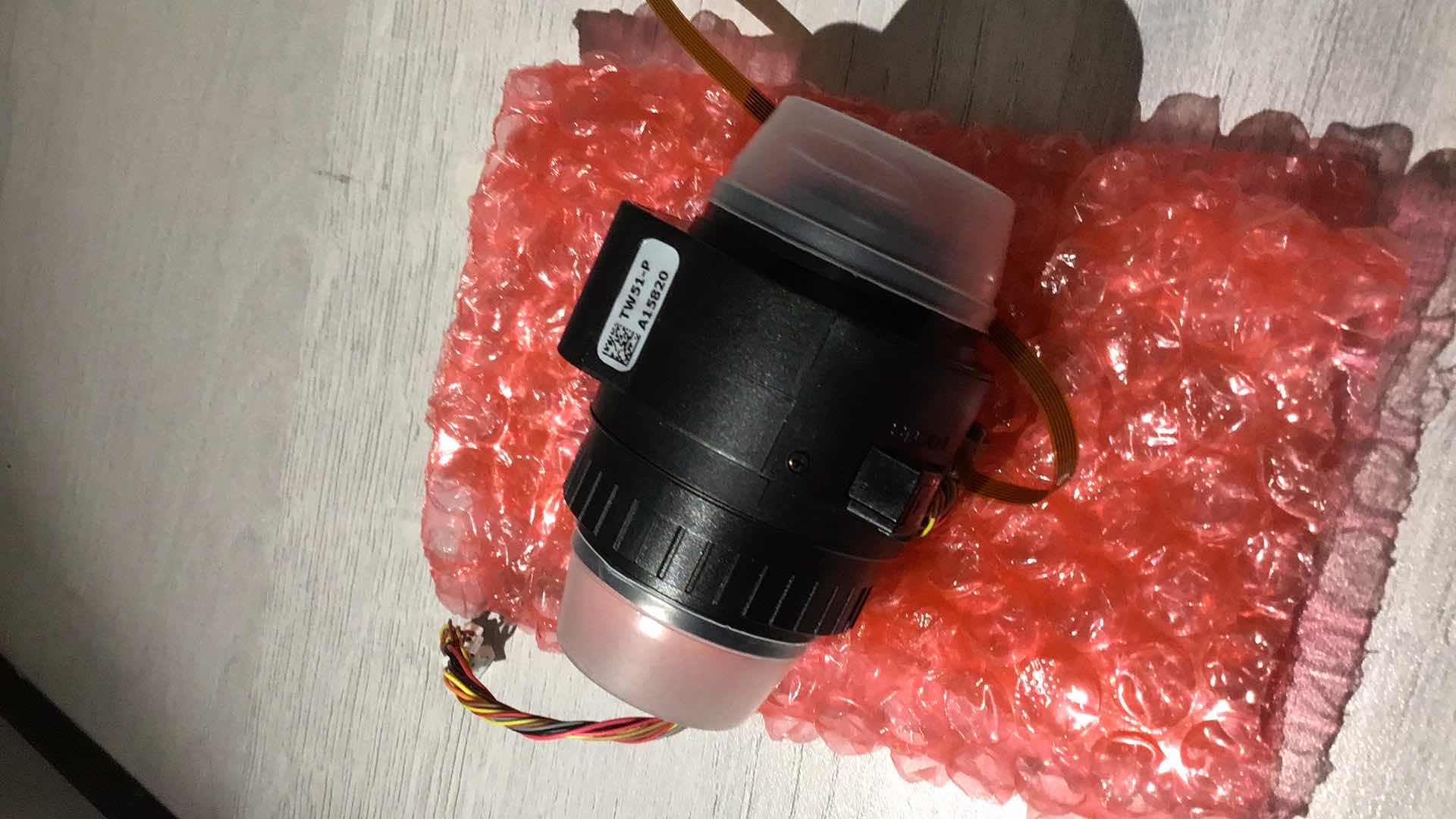 Photo 1 of NEW THEIA TECHNOLOGIES CS-MOUNT 4-10MM F/1.4 4K MOTORIZED VARIFOCAL LENS MODEL TL410P