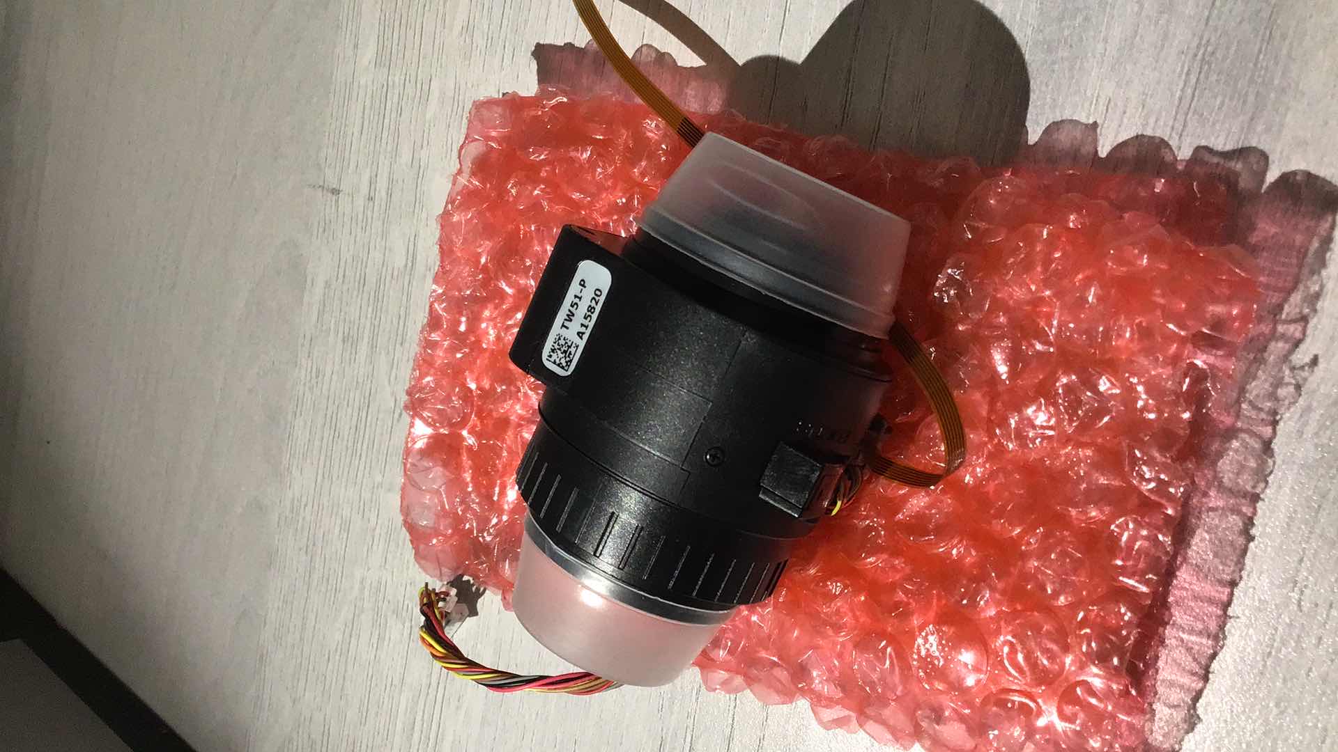 Photo 1 of NEW THEIA TECHNOLOGIES CS-MOUNT 4-10MM F/1.4 4K MOTORIZED VARIFOCAL LENS TL410P