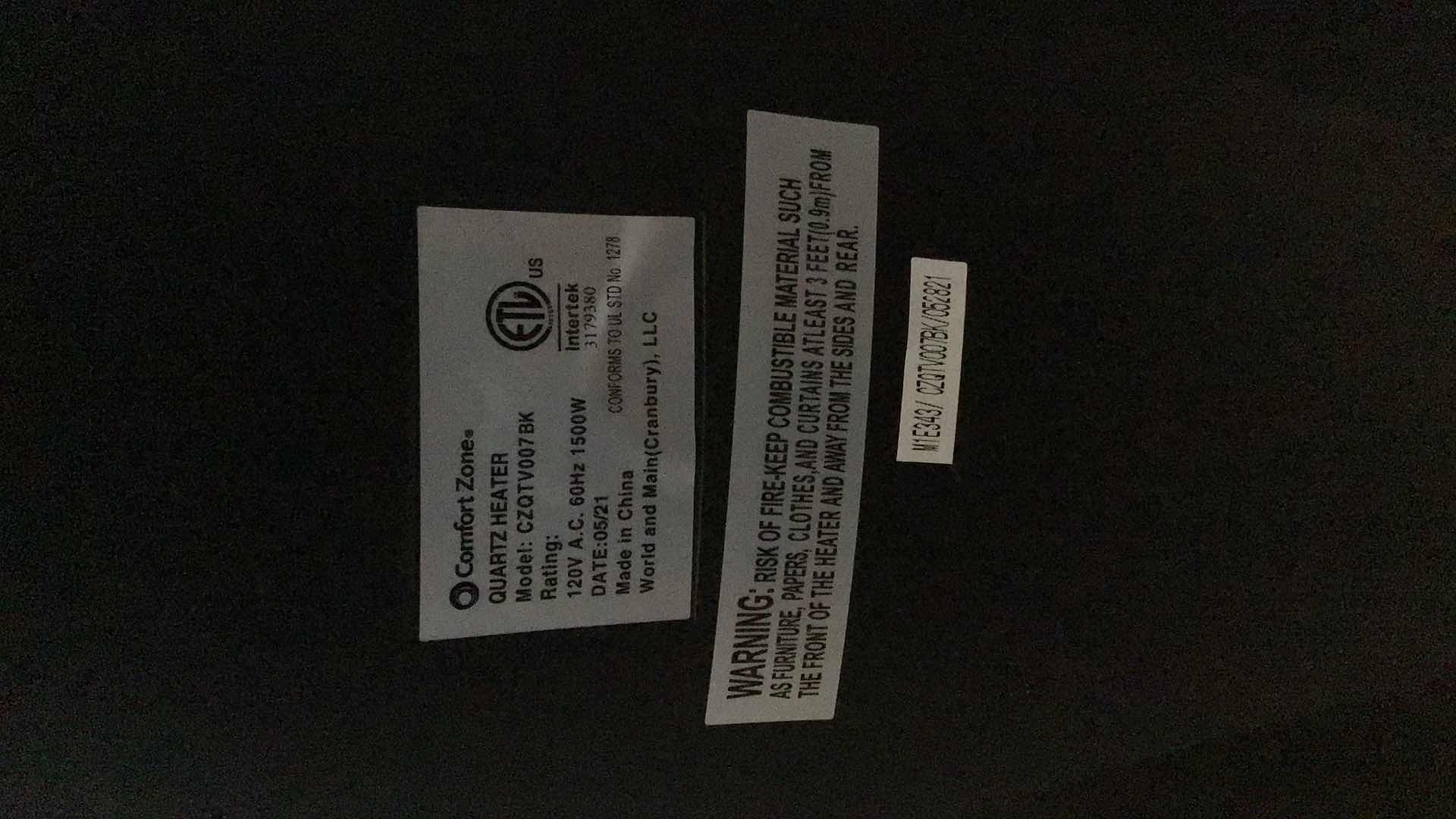 Photo 1 of COMFORT ZONE 1500 WATT ELECTRIC QUARTZ INFRARED TOWER HEATER