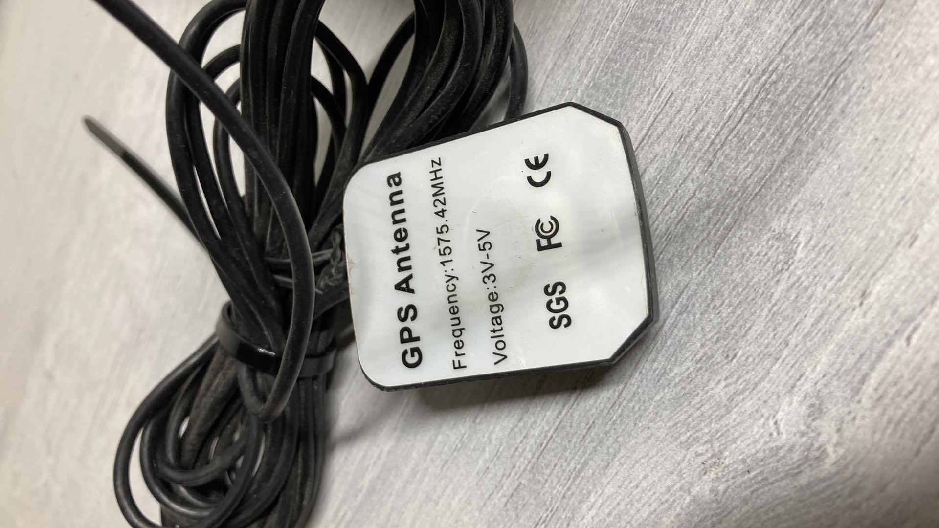 Photo 1 of $6000 PEPWAVE MAX CELLAR ROUTER MODEL MAX-HD4-LTE-US-T W GPS ANTENNA & PEPLINK ANTENNAS