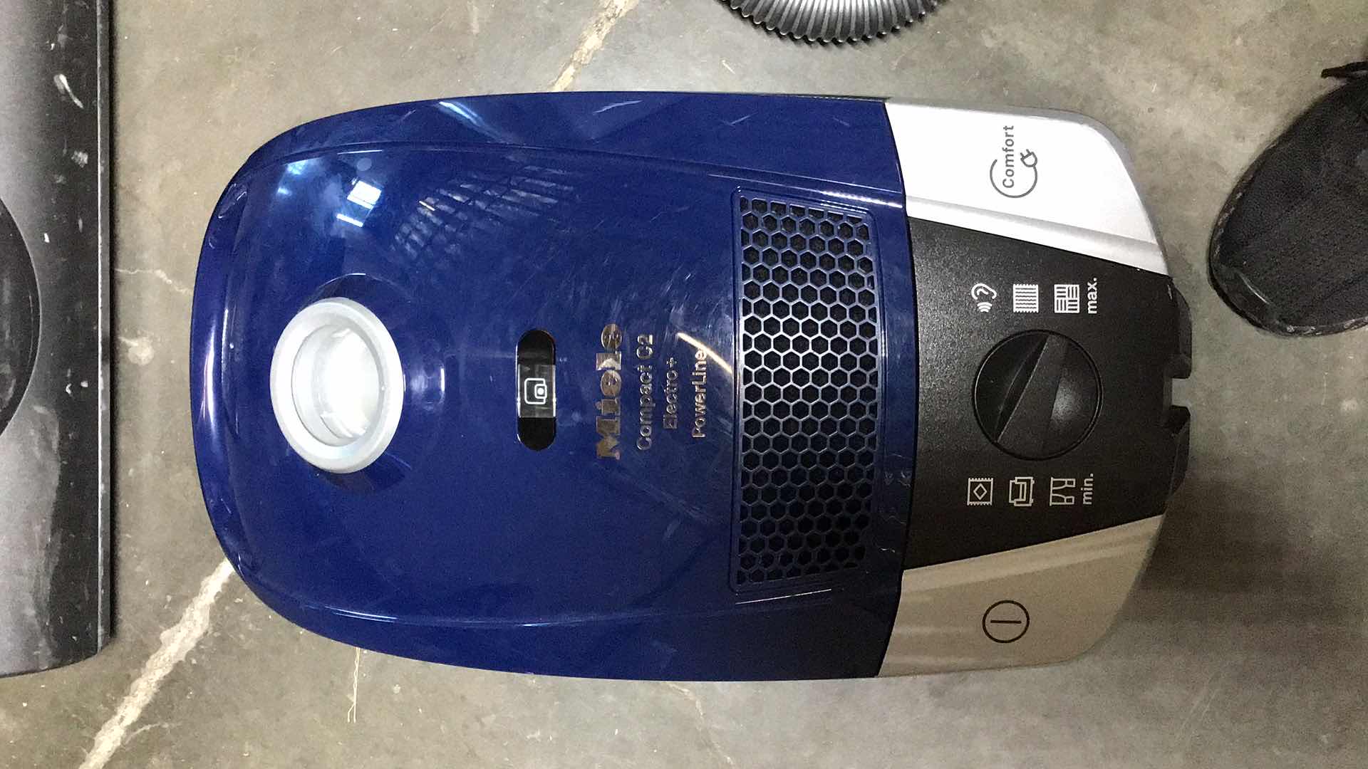 Photo 1 of MIELE COMPACT C2 ELECTRIC+ POWERLINE SET