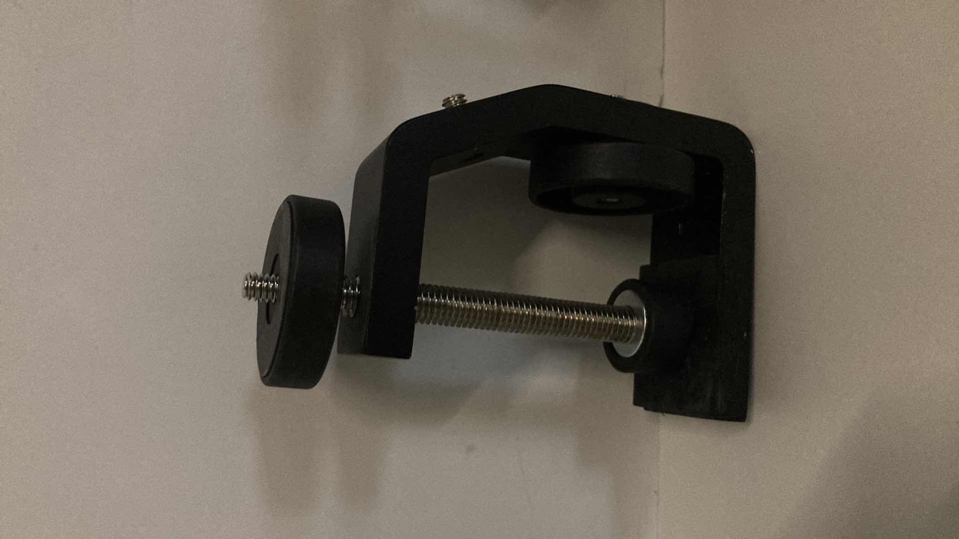 Photo 1 of UTEBIT UNIVERSAL C-CLAMP FOR DESKTOPS & CAMERAS (5PC SET) 2.95” X 1.77” H6.69”