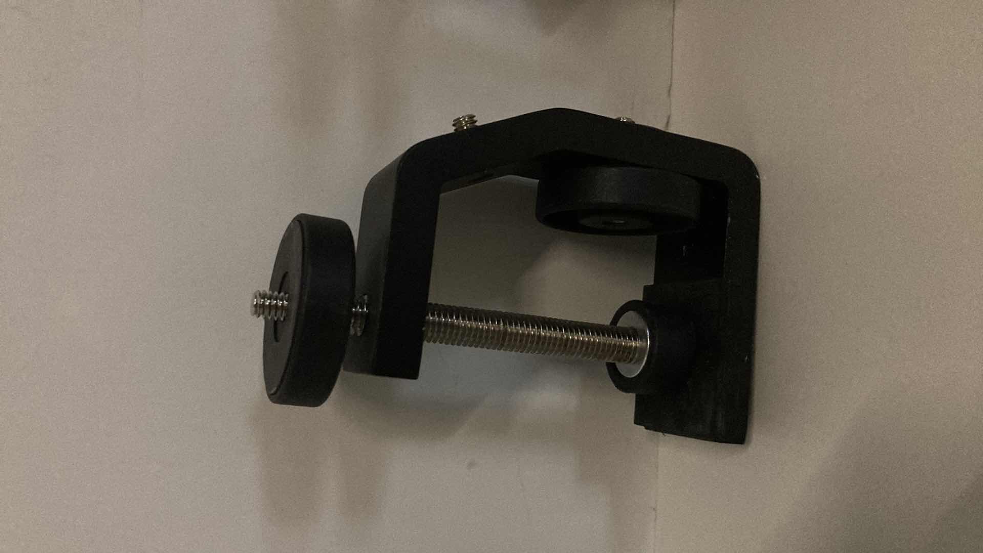 Photo 1 of UTEBIT UNIVERSAL C-CLAMP FOR DESKTOPS & CAMERAS (5PC SET) 2.95” X 1.77” H6.69”