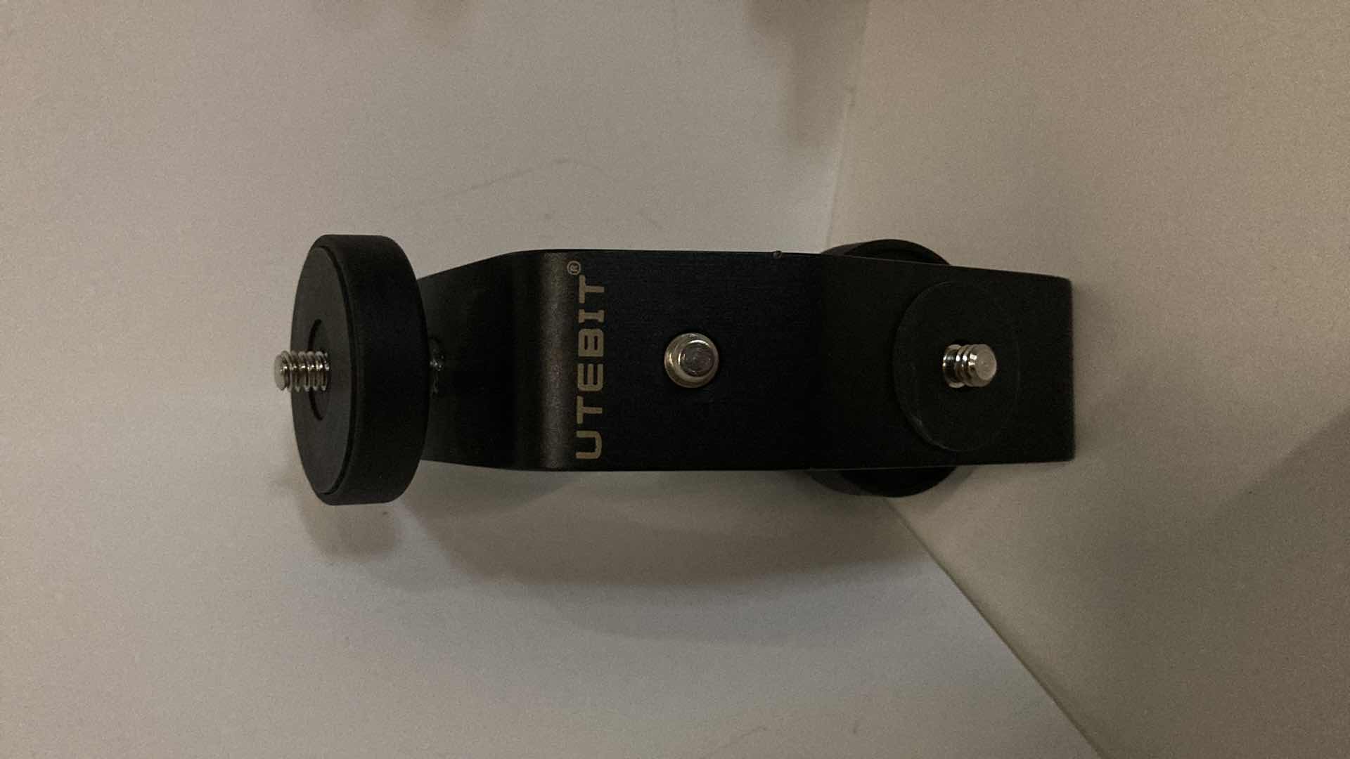 Photo 1 of UTEBIT UNIVERSAL C-CLAMP FOR DESKTOPS & CAMERAS (5PC SET) 2.95” X 1.77” H6.69”