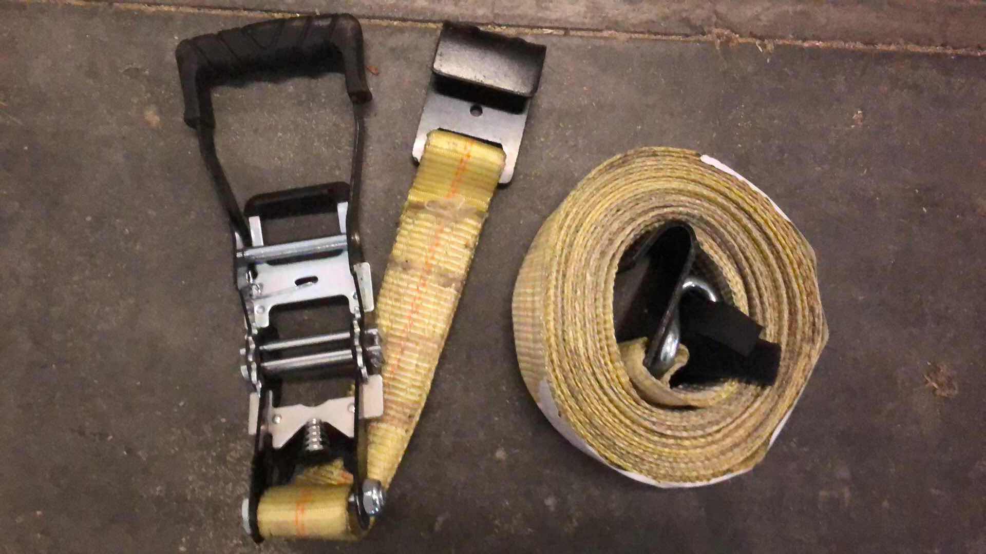 Photo 1 of HUSKY HEAVY DUTY RATCHET STRAP