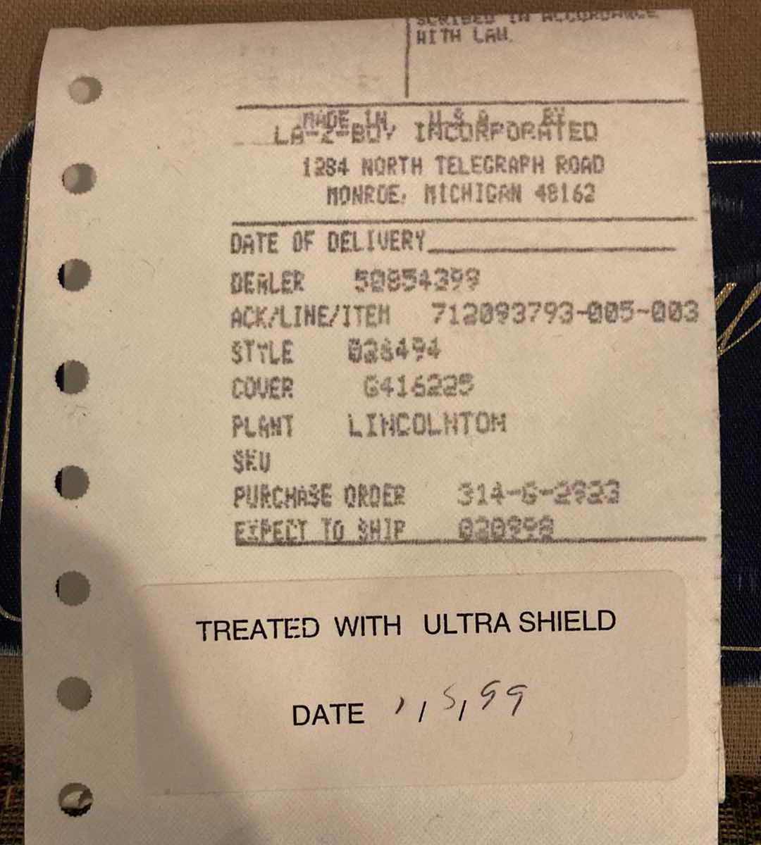 Photo 1 of LA-Z-BOY CLASSIC EUROPEAN TOWN CENTER CLOTH PRINT WING BACK CHAIR 39” X 33” H38” W OTTOMAN & 2 THROW PILLOWS