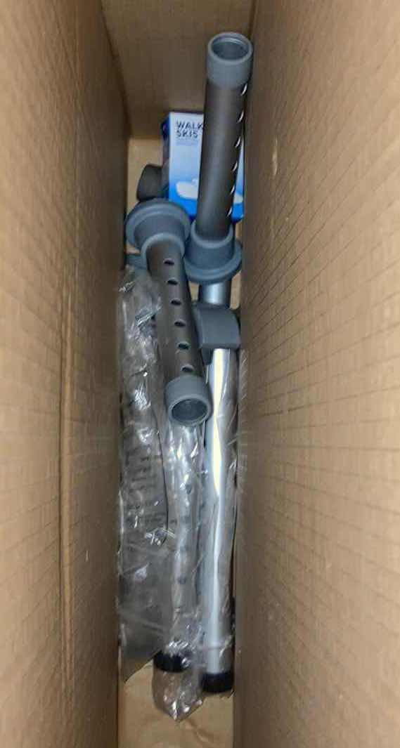 Photo 8 of DRIVE DELUXE TRIGGER RELEASE BLUE FLAME 350LB CAP FOLDING WALKER W ATTACHMENTS