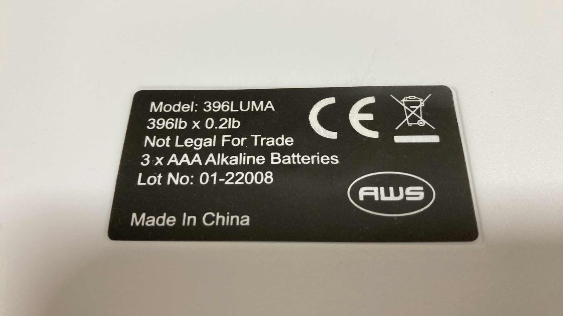 Photo 1 of AWS DIGITAL SCALE MODEL 396LUMA 396LB CAP