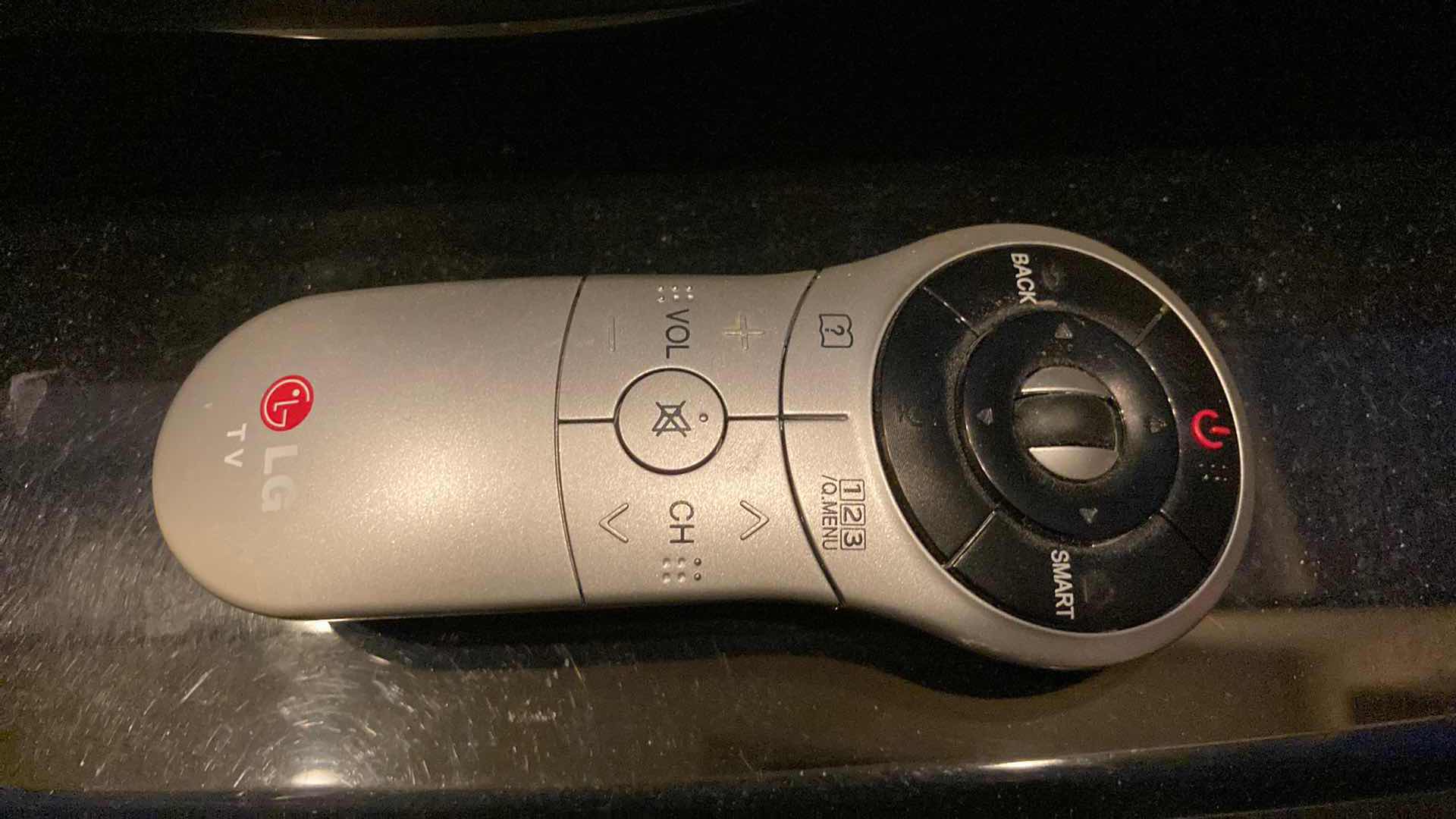 Photo 1 of LG 50” 1080P LED SMART TV MODEL 47LN5750 W REMOTE & HDMI CABLE