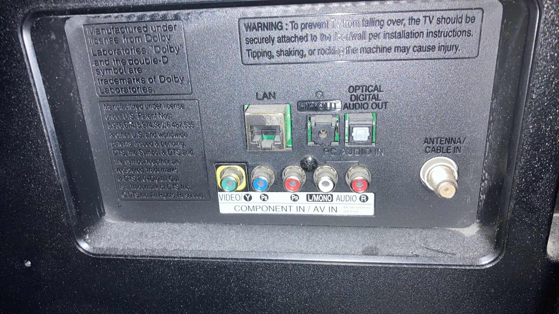 Photo 1 of LG 50” 1080P LED SMART TV MODEL 47LN5750 W REMOTE & HDMI CABLE