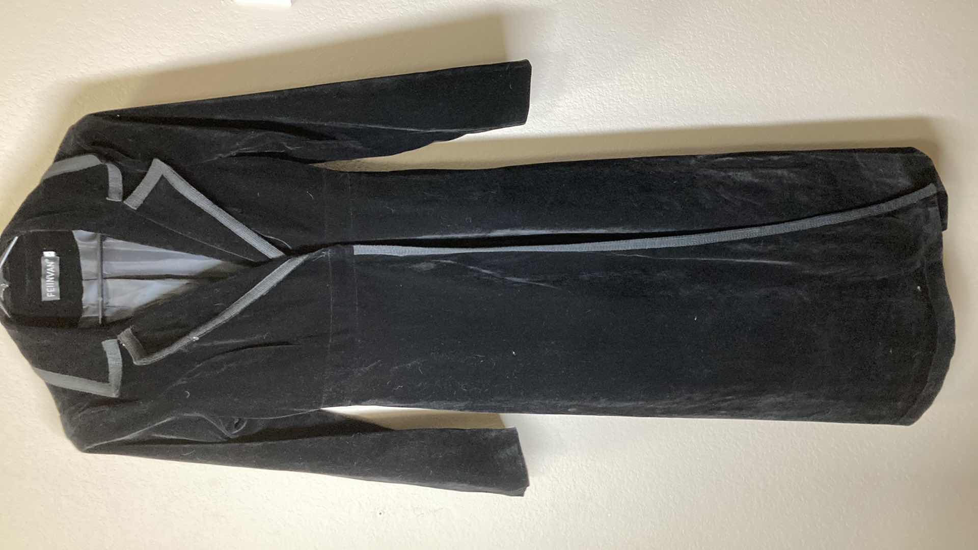 Photo 1 of FEINVAN BLACK POLYESTER TRENCH COAT WOMENS SIZE 7