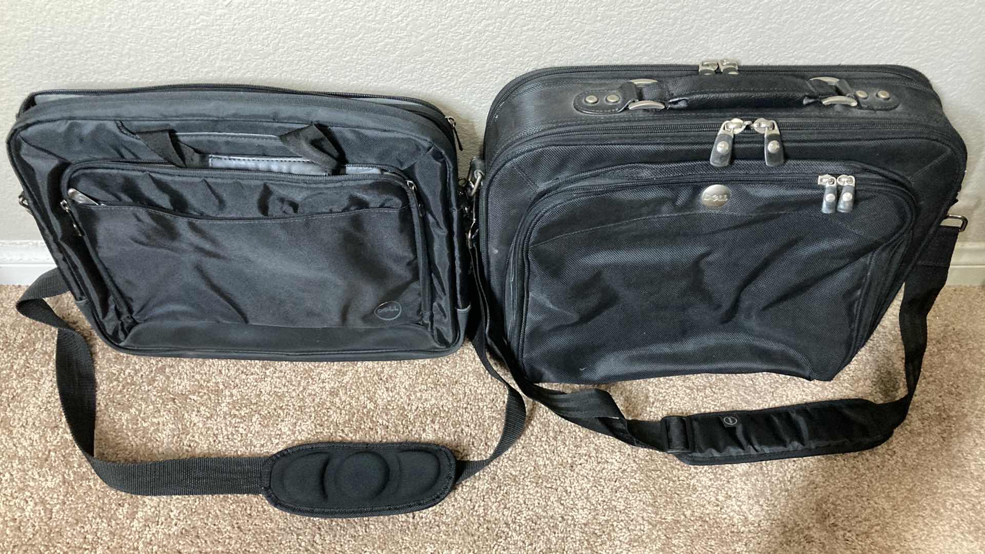 Photo 1 of DELL LAPTOP BAG & DELL DELUXE LAPTOP BAG