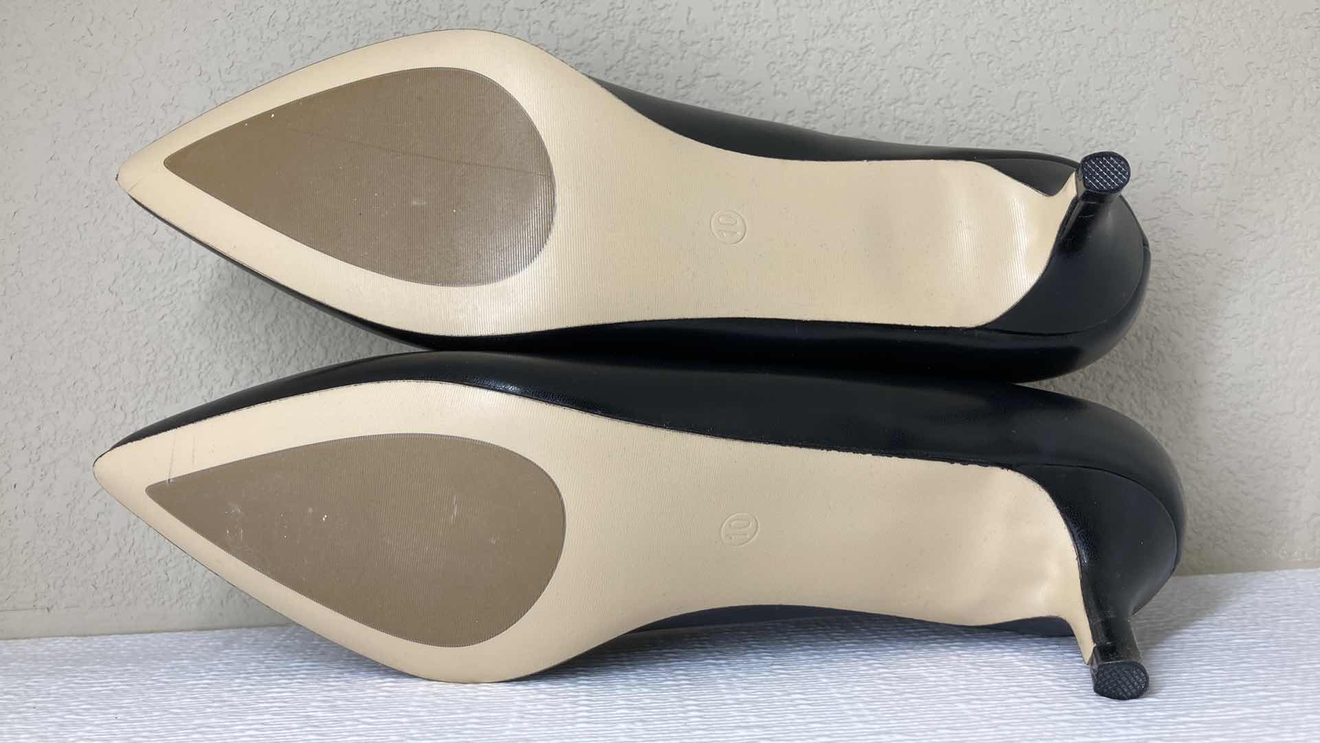 Photo 1 of GEN SHUO BLACK HEELS WOMENS SIZE 10