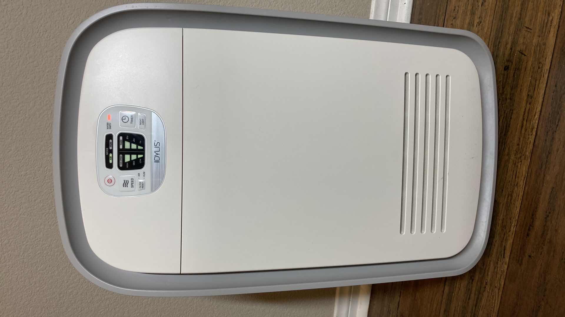 View 1 of IDYLIS HUMIDIFYING AIR PURIFIER MODEL IAPC-40-140