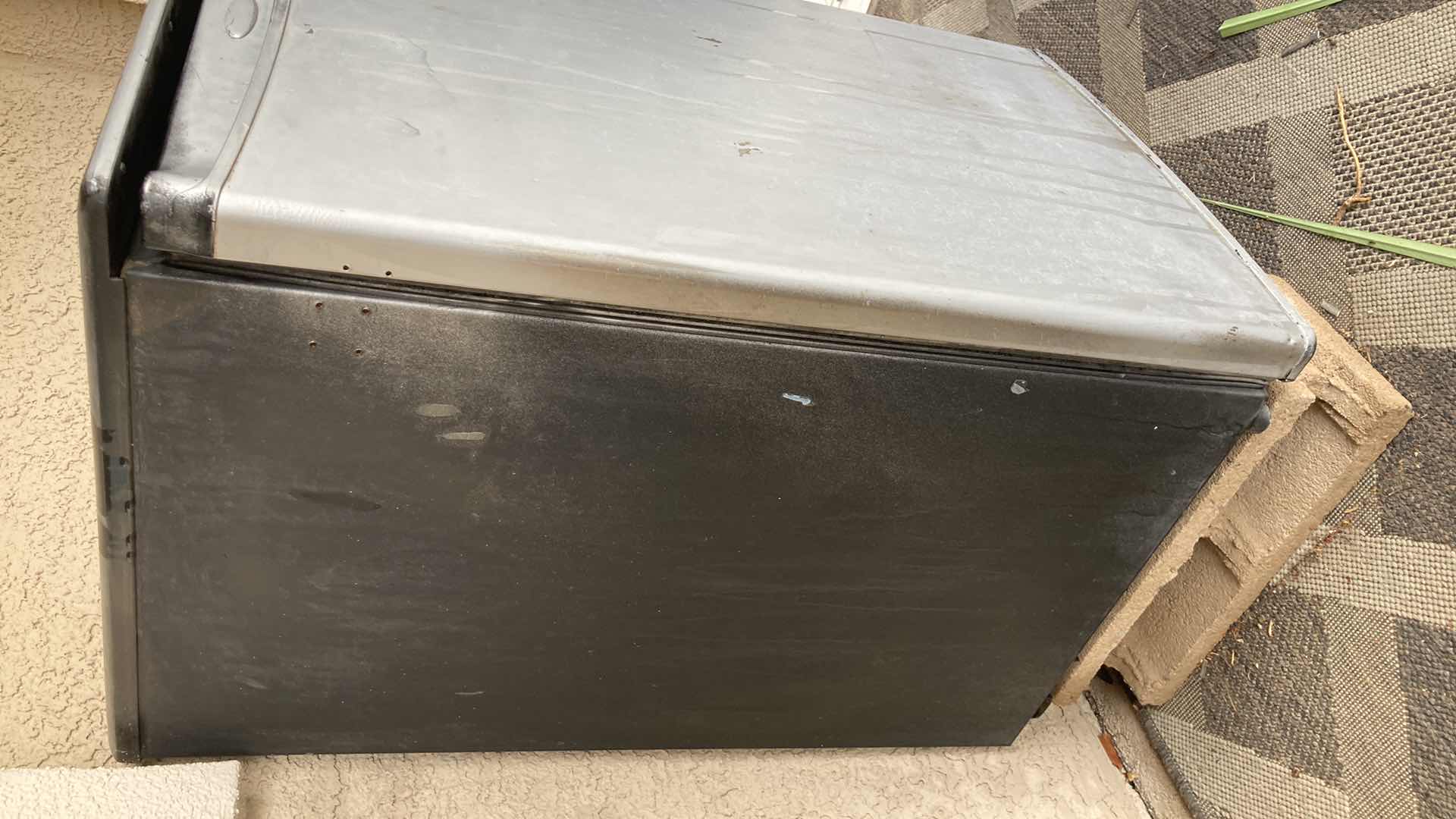 Photo 1 of DARBY OUTDOOR MINI REFRIGERATOR MODEL DAR482DLS