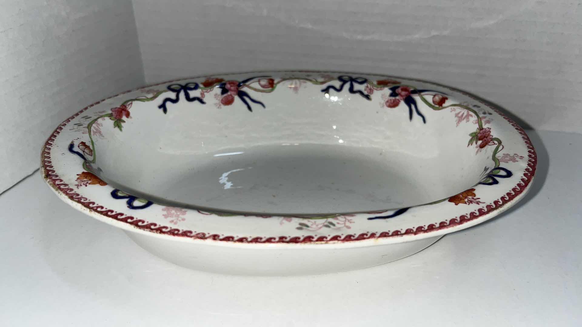 Photo 1 of FURNIVALS LAKEWOOD BONE CHINA 4 PCS