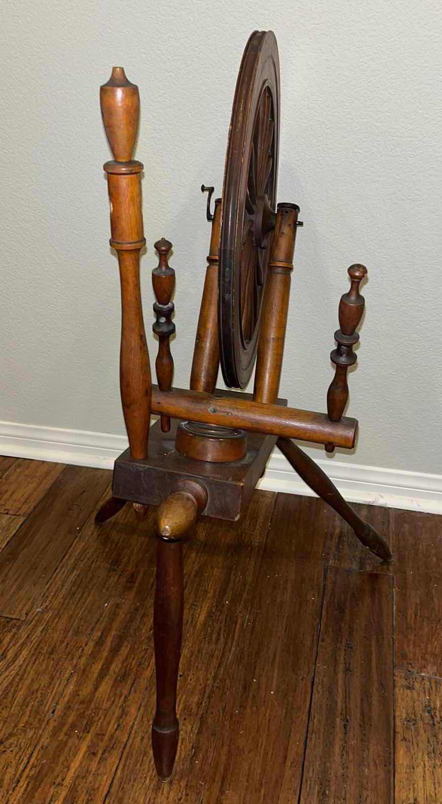 Photo 1 of ANTIQUE SPINNING WHEEL 23.5” X 33.5” H36”