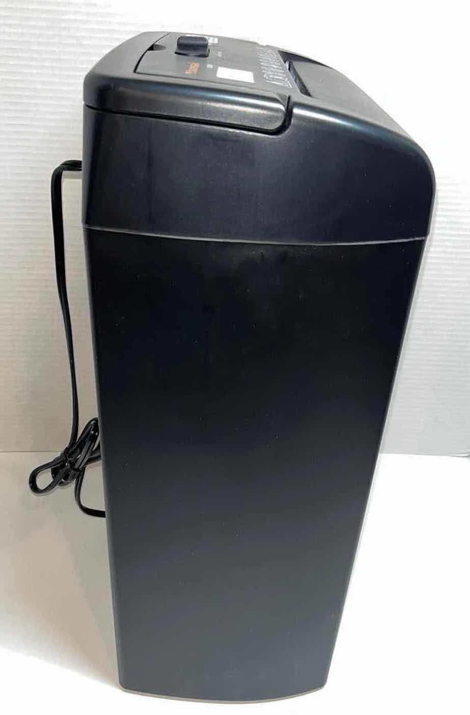 Photo 1 of BONSAII PAPER SHREDDER, 10-SHEET CROSS CUT SHREDDER W INSTRUCTION MANUAL & 5 LUBRICANT SHEETS, MODEL C209-D