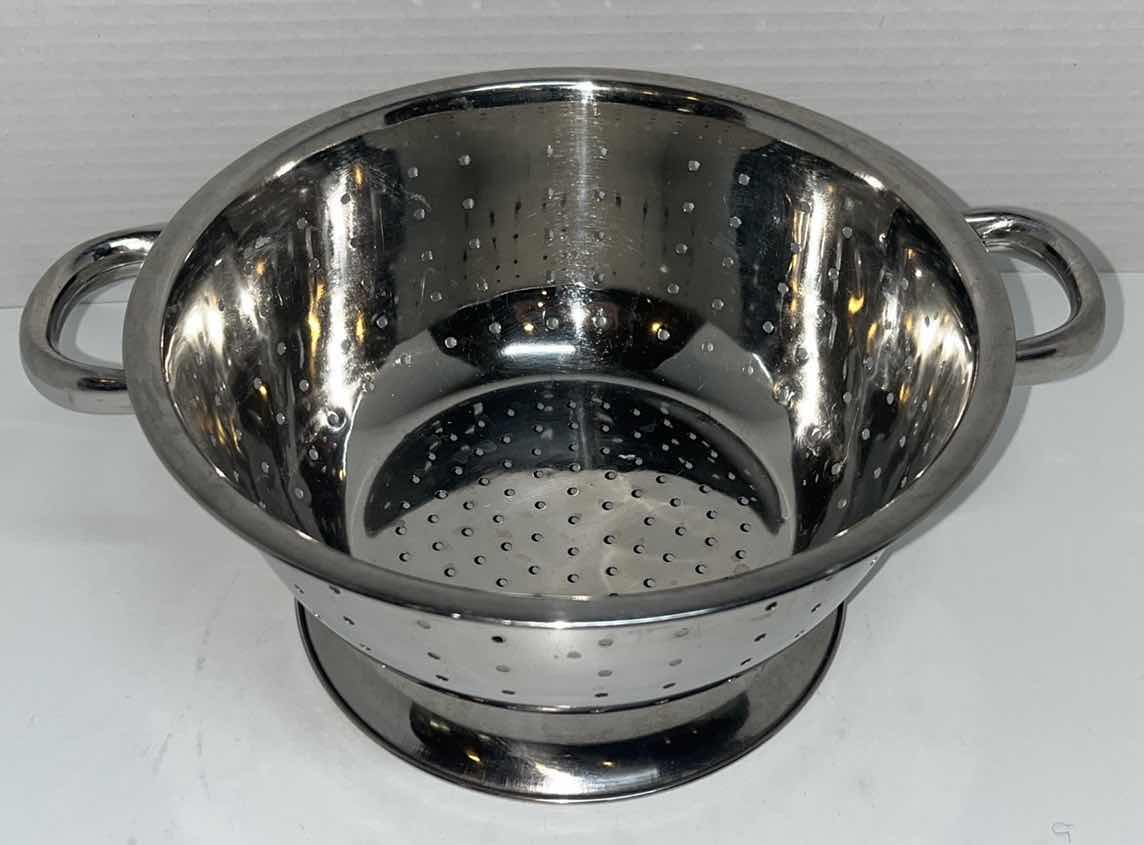 Photo 1 of 8” & 10” COLANDERS (2)