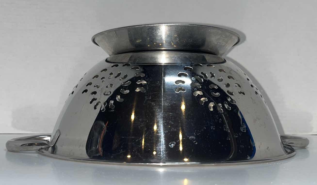 Photo 1 of 8” & 10” COLANDERS (2)