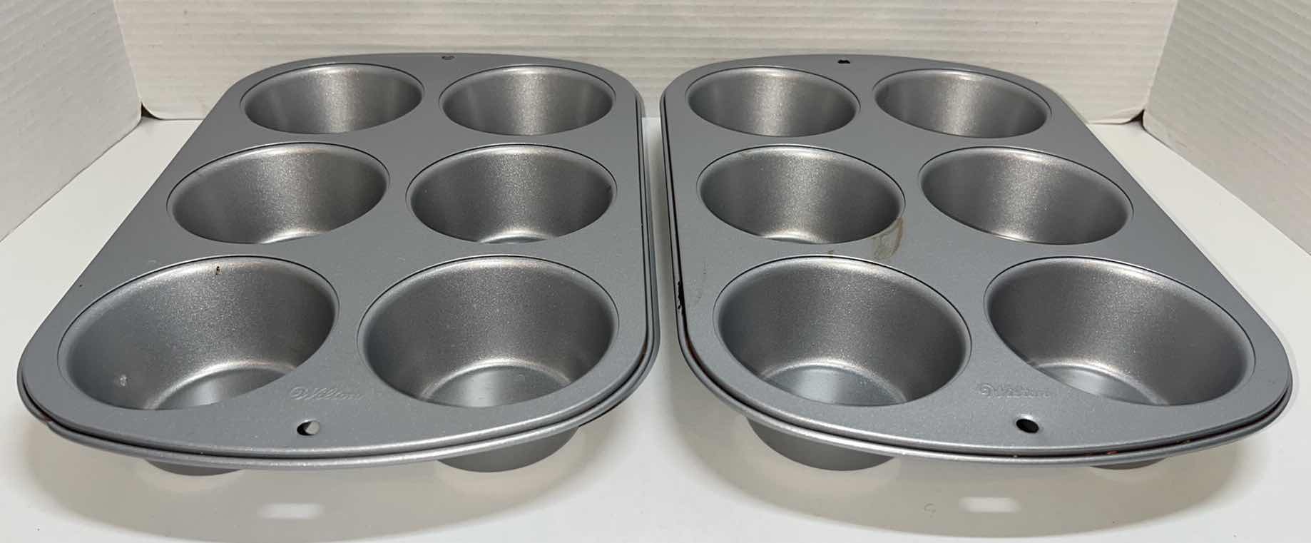 Photo 1 of CUPCAKE PAN 6 CT (1), TWELVE CT MINI CUPCAKE PANS (2), SIX CT MUFFIN PANS (2) & COOLING RACK 10.25 X 15.5” (1)