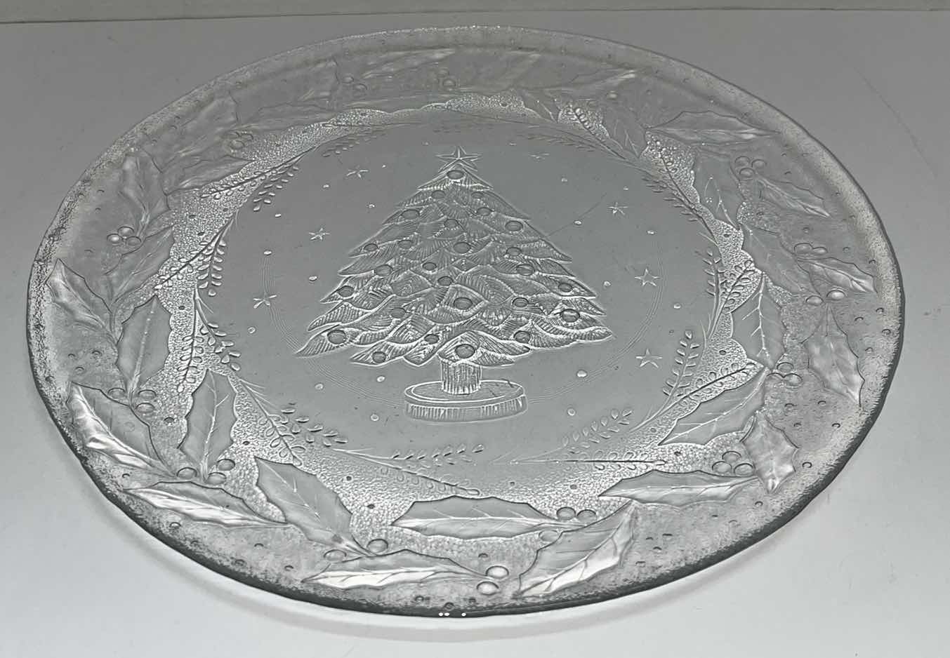 Photo 1 of 13” GLASS CHRISTMAS ROUND SERVING PLATTERS (2 SNOWFLAKE, 1 CHRISTMAS TREE)