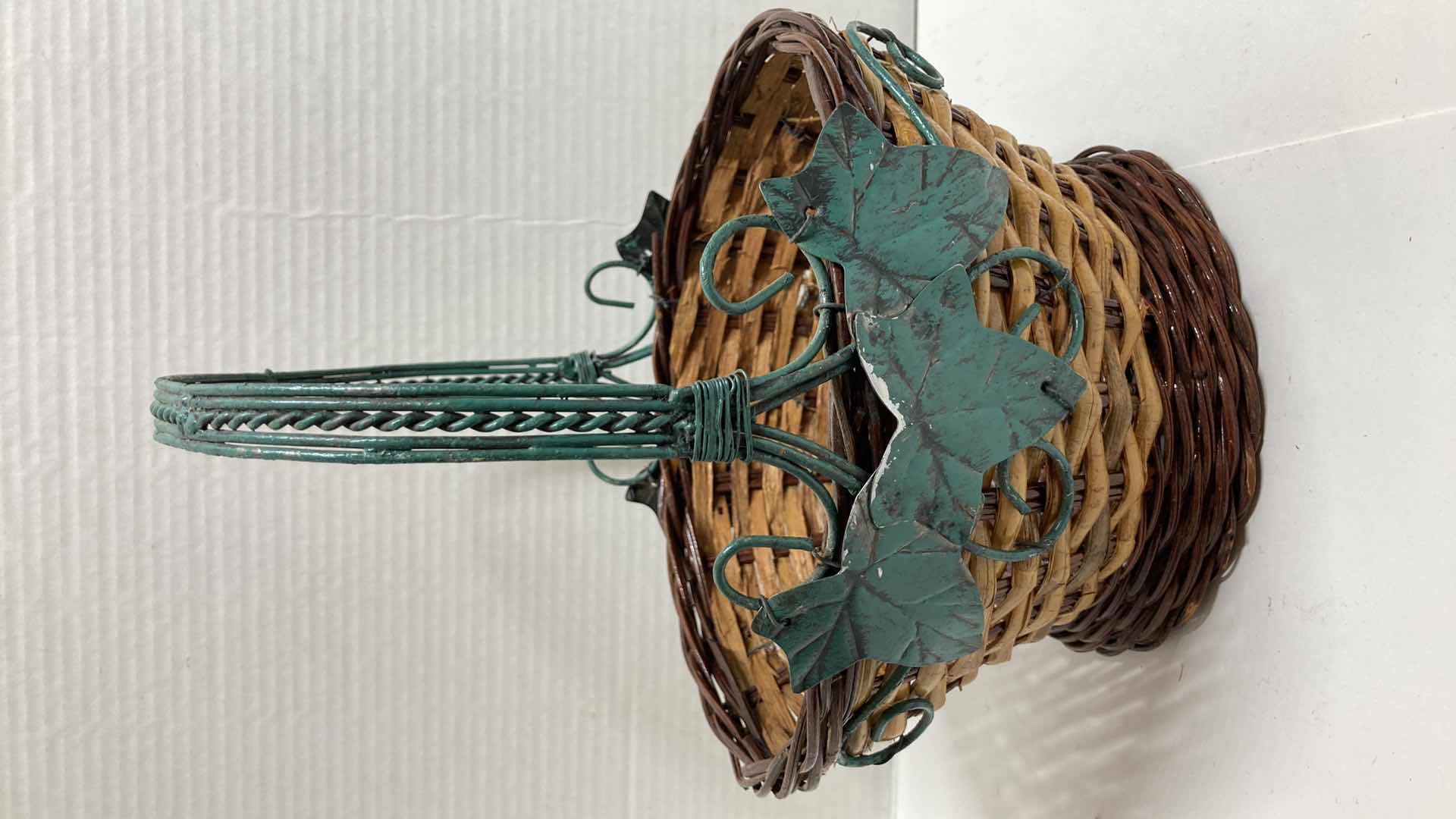 Photo 1 of IVY WICKER & METAL BASKET W WIRE APPLE BASKETS (4)