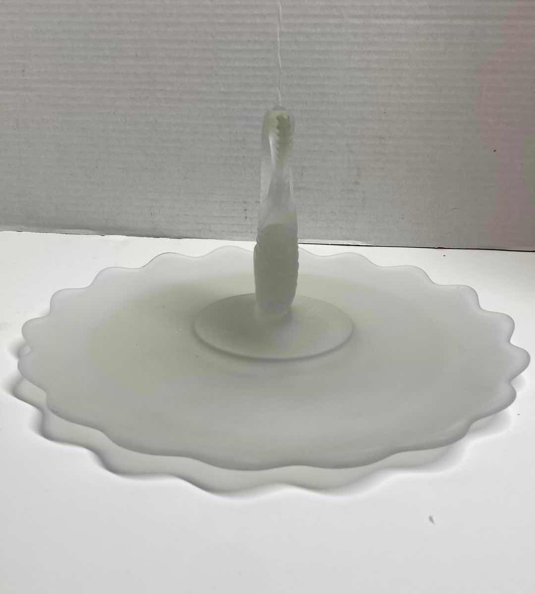 Photo 3 of FROSTED GLASS FISH CENTERPIECE PLATTER 11” X 5”