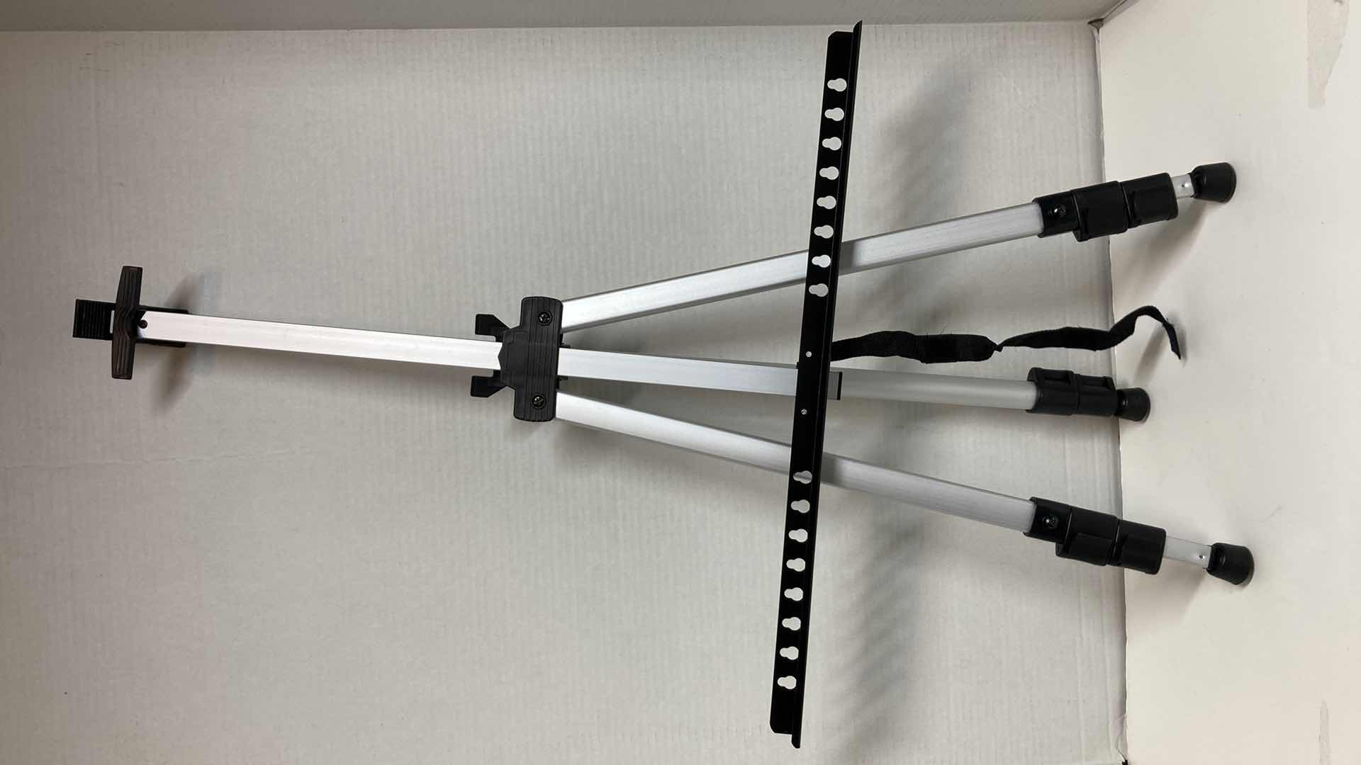 Photo 1 of ART ALTERNATIVES TILDEN ALUMINIUM TRIPOD EASEL W SOFT CASE 5” X 3” H21”-65”