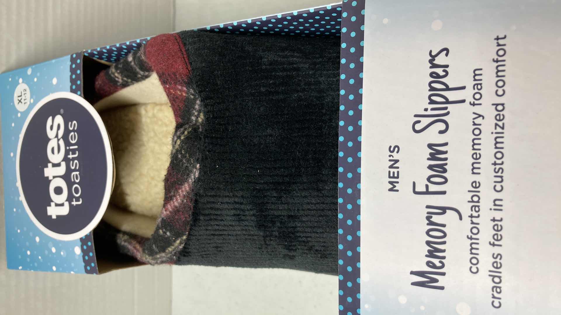 Photo 1 of NEW TOTES TOASTIES MEMORY FOAM SLIPPERS MENS SIZE XL 11-12 & WOMENS SIZE LG 8-9 (2)