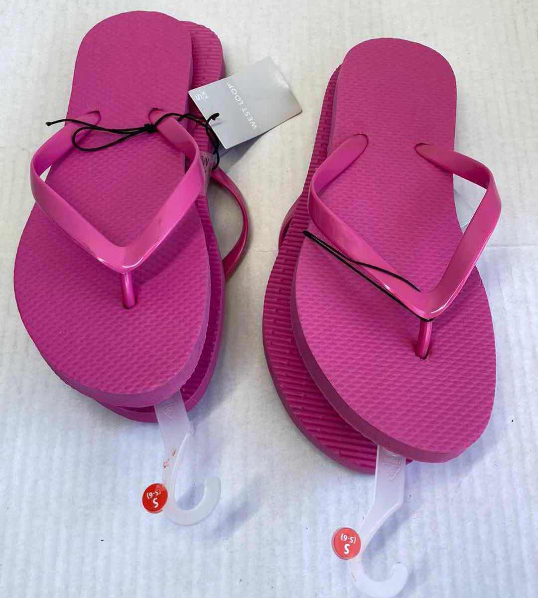 Photo 1 of NEW CARIBBEAN CARTEL SANDALS WEST LOOP SANDALS (2) WOMENS SIZE S 5-6