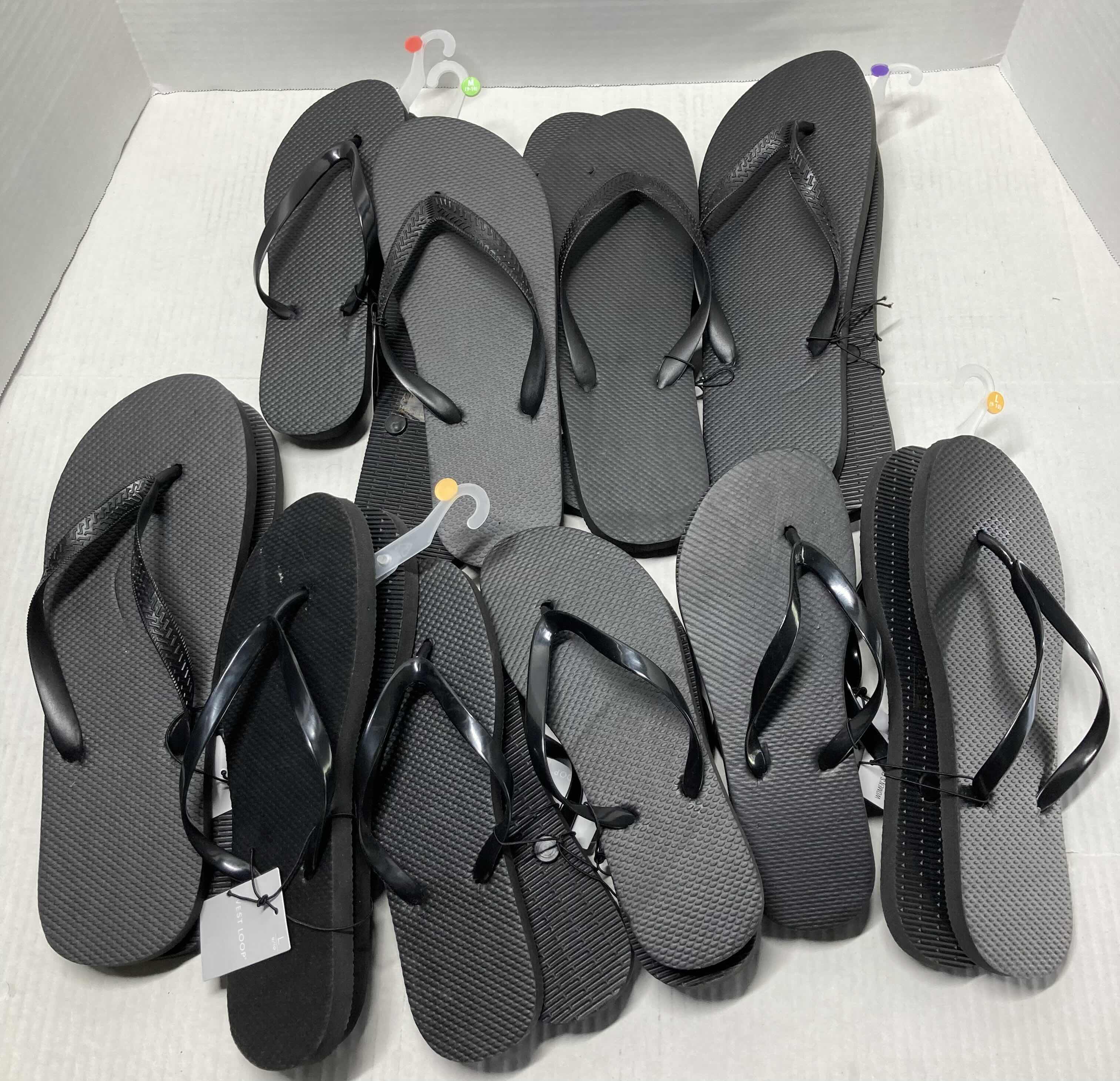 Photo 1 of NEW WEST LOOP VARIOUS COLORS SANDALS FLIP-FLOPS MENS 9-13 WOMENS SIZE 5-10 KIDS SIZE 13/1-5 (30)
