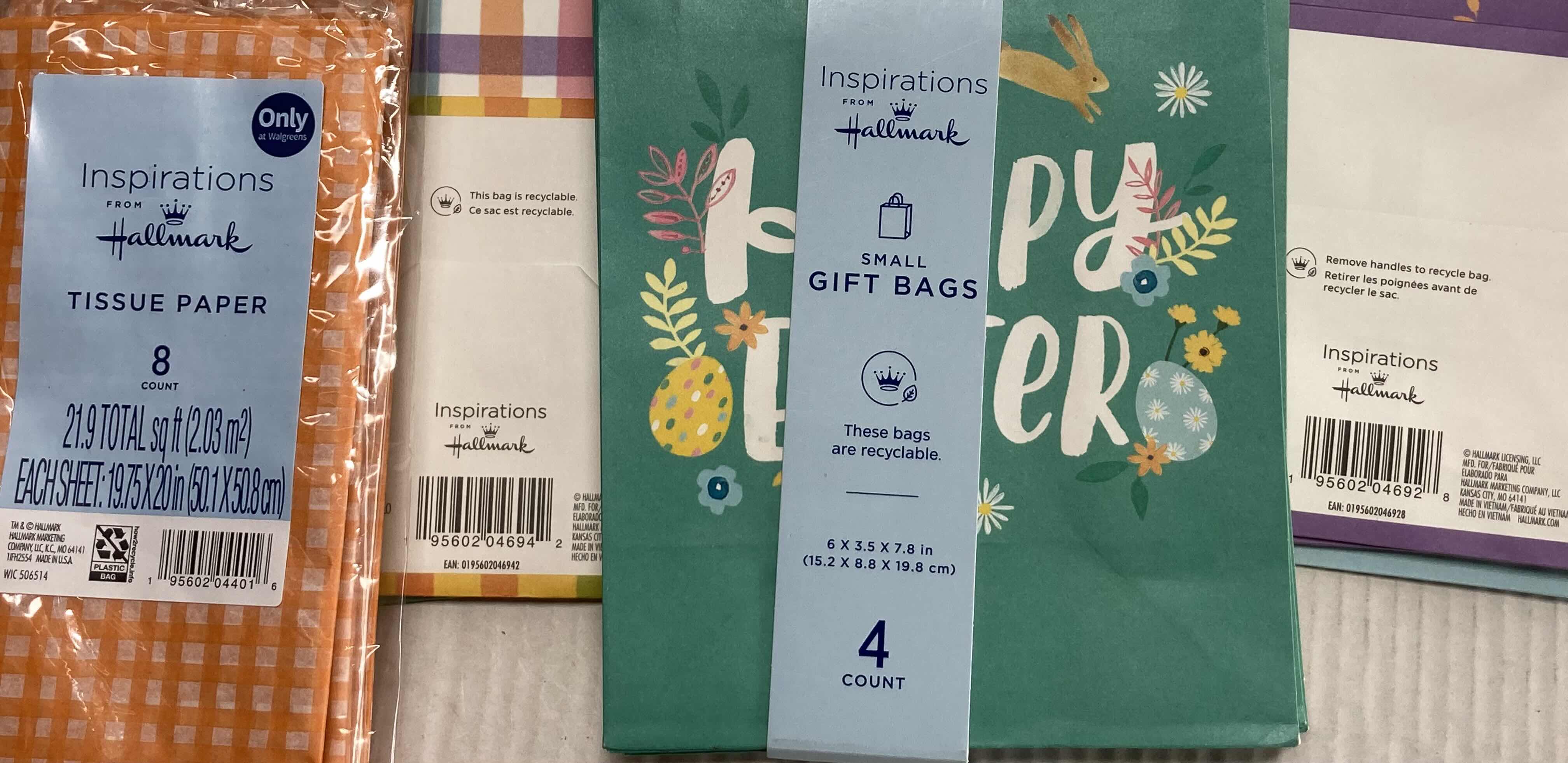 Photo 1 of NEW HALLMARK HAPPY EASTER SMALL GIFT BAGS (14) & TISSUE PAPER (4)