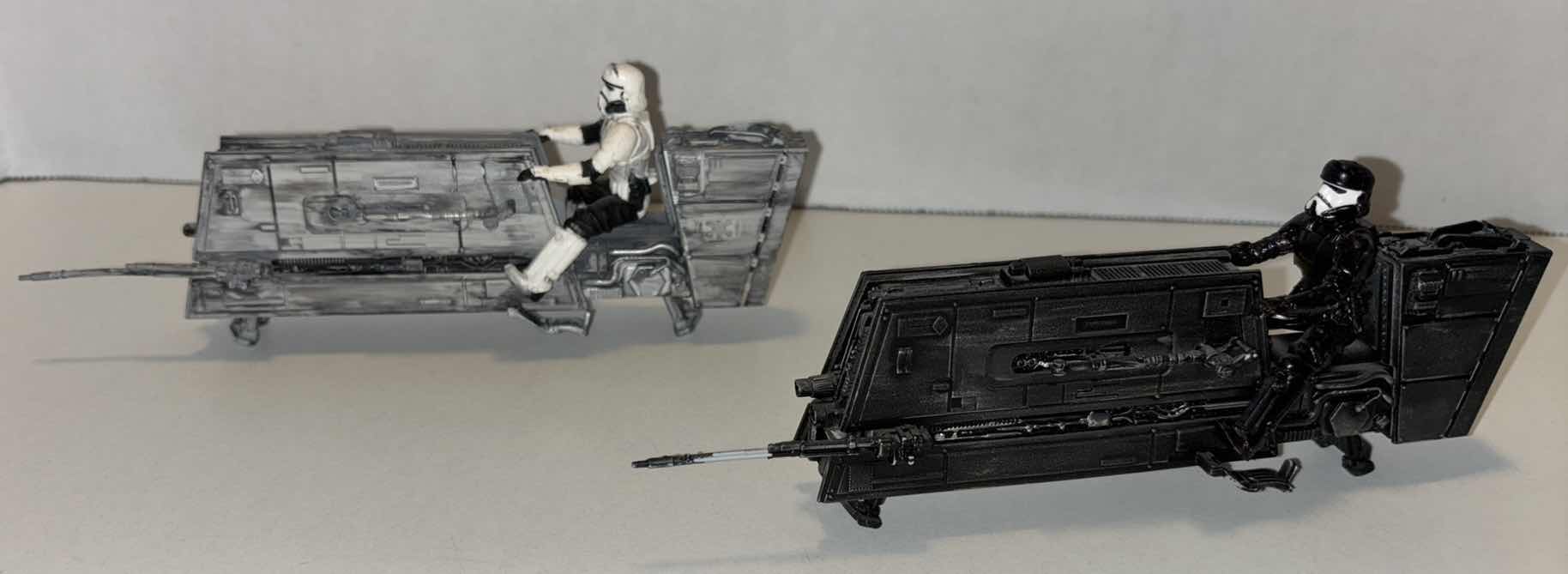 Photo 1 of PRE-OWNED C-PH PATROL SPEEDER BIKES W STORMTROOPER FIGURES (4 PCS)