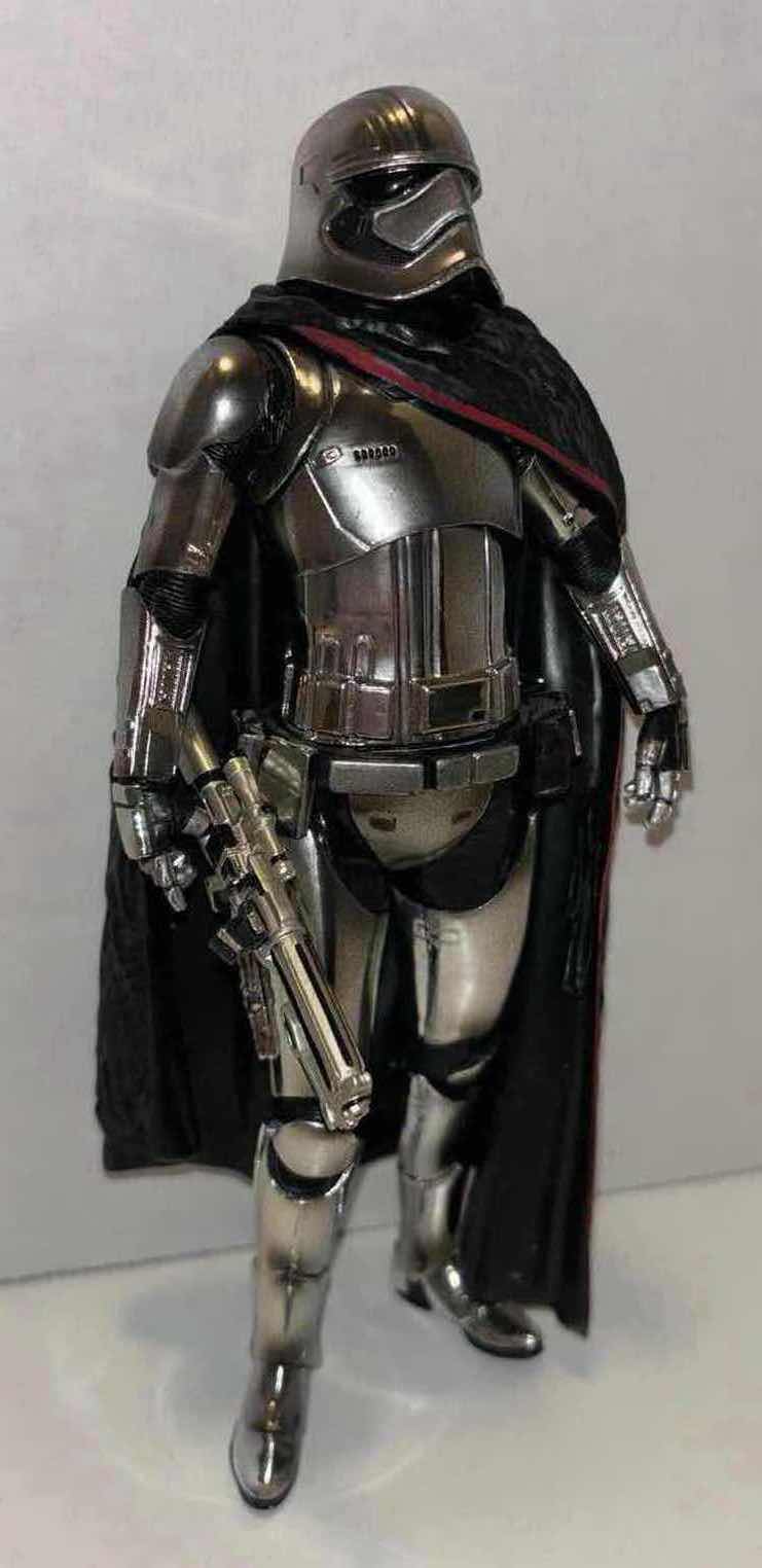 Photo 1 of DISPLAY MODEL ARTFX+ KOTOBUKIYA STAR WARS THE FORCE AWAKENS 1/10 SCALE PVC FIGURE PRE-PAINTED MODEL KIT “CAPTAIN PHASMA”