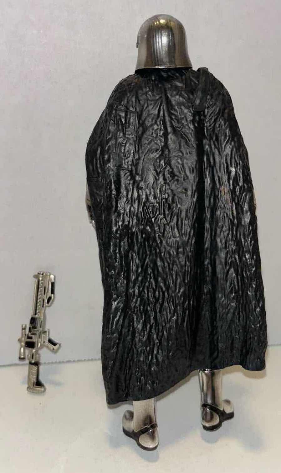 Photo 1 of DISPLAY MODEL ARTFX+ KOTOBUKIYA STAR WARS THE FORCE AWAKENS 1/10 SCALE PVC FIGURE PRE-PAINTED MODEL KIT “CAPTAIN PHASMA”