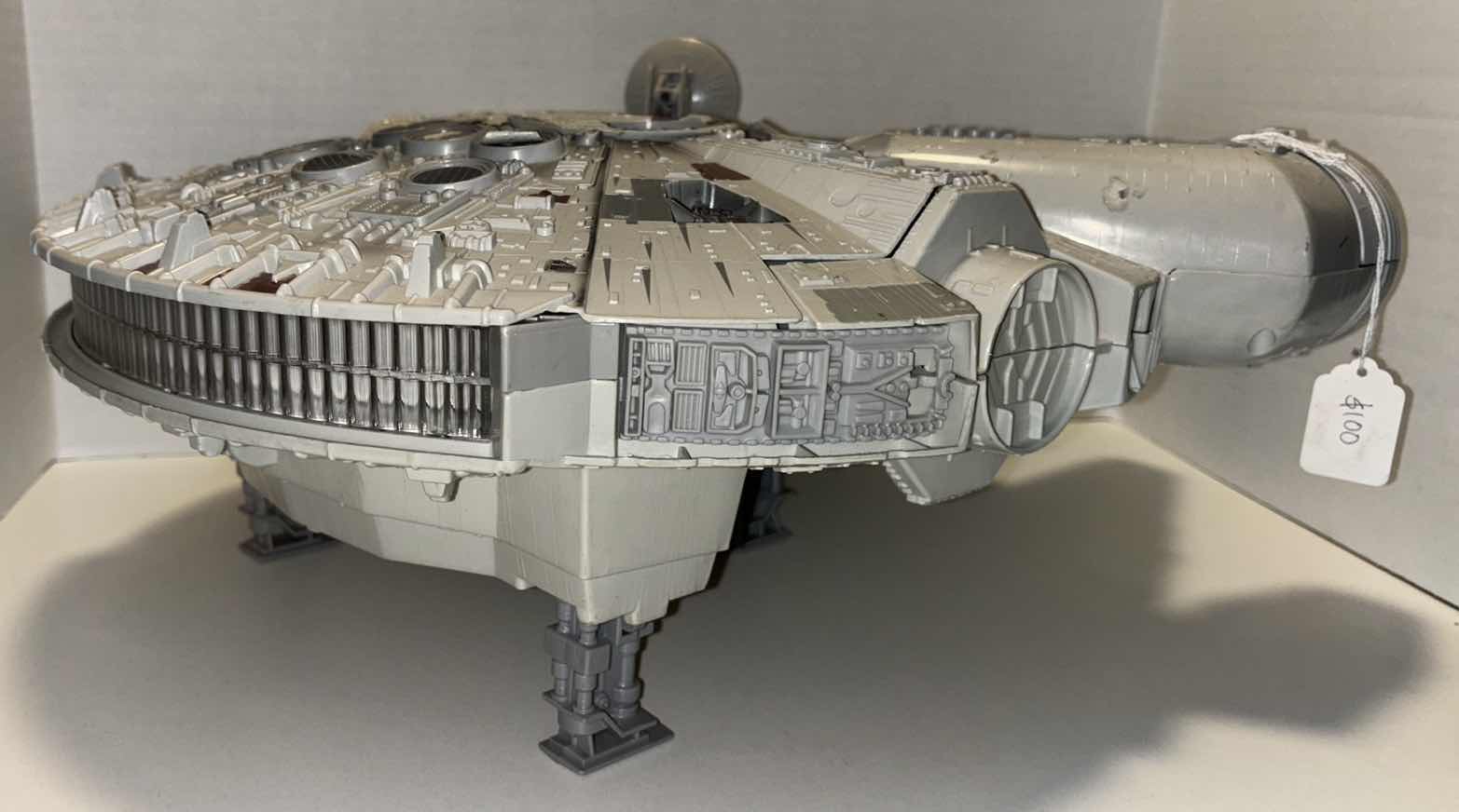 Photo 1 of $100 PRE-OWNED HASBRO 2004 STAR WARS ORIGINAL TRILOGY COLLECTION MILLENNIUM FALCON