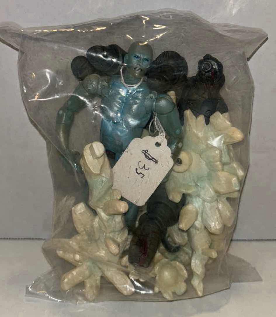 Photo 1 of 2004 TOY BIZ MARVEL LEGENDS SERIES VIII 8.75” ICEMAN ACTION FIGURE & BASE