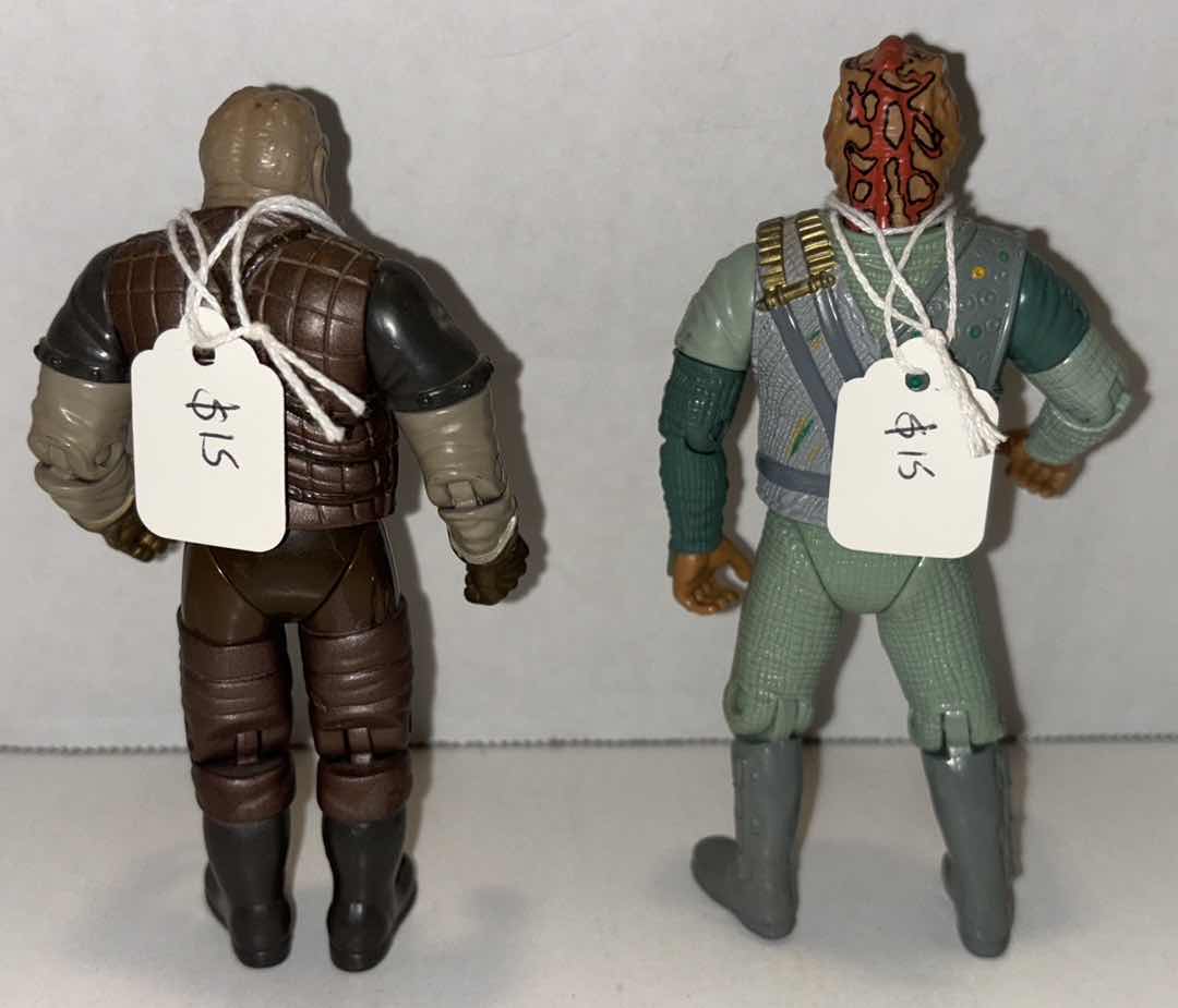 Photo 1 of 1993/1994 PLAYMATES TOYS STAR TREK ALIEN 5” ACTION FIGURES, DEEP SPACE NINE “MORN” & THE NEXT GENERATION “CAPTAIN DATHON” (2)