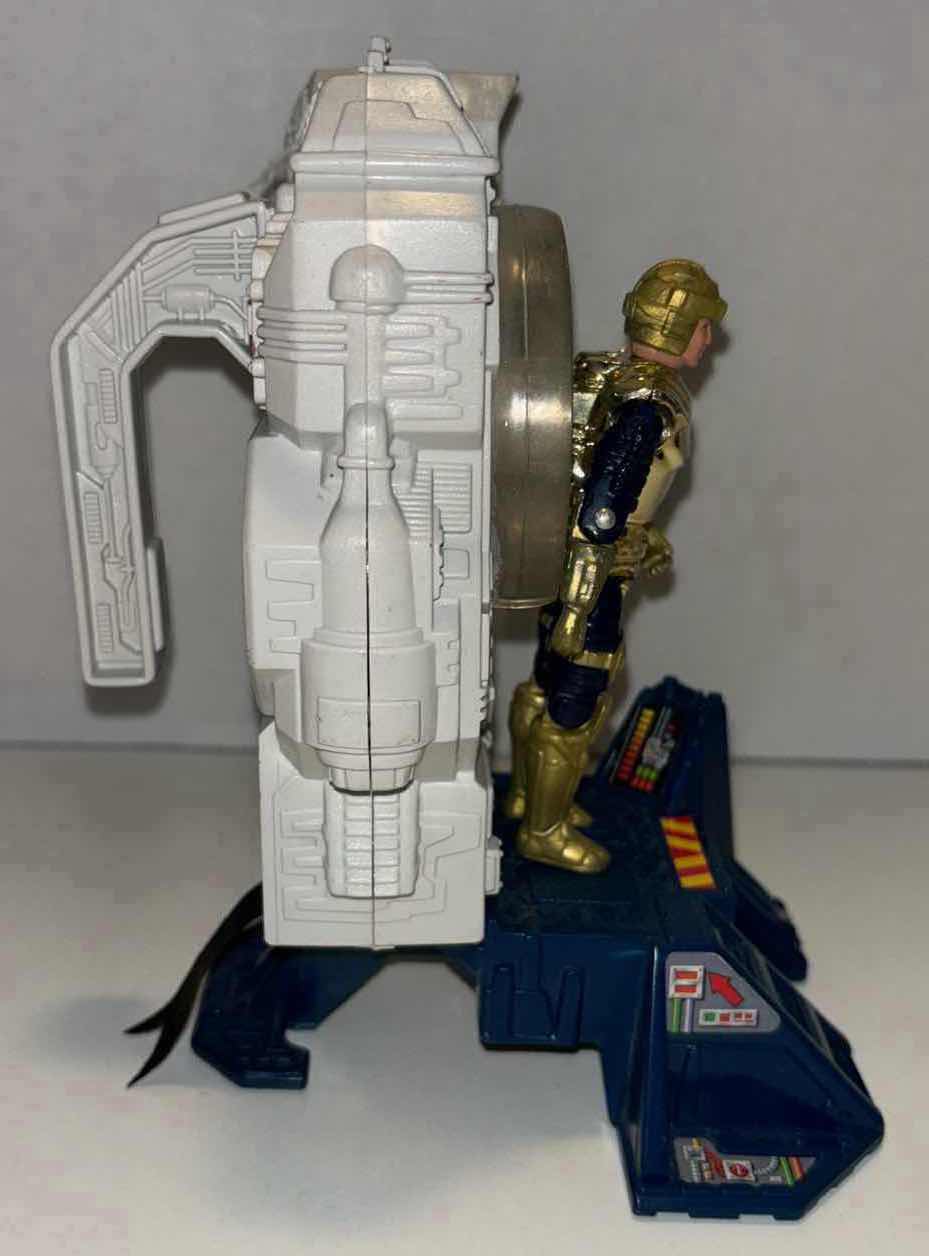 Photo 3 of VINTAGE 1987 MATTEL CAPTAIN POWER ACTION FIGURE & POWER ON ENERGIZER